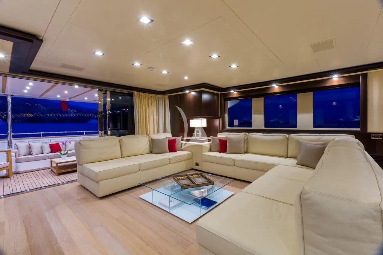 levante_yacht