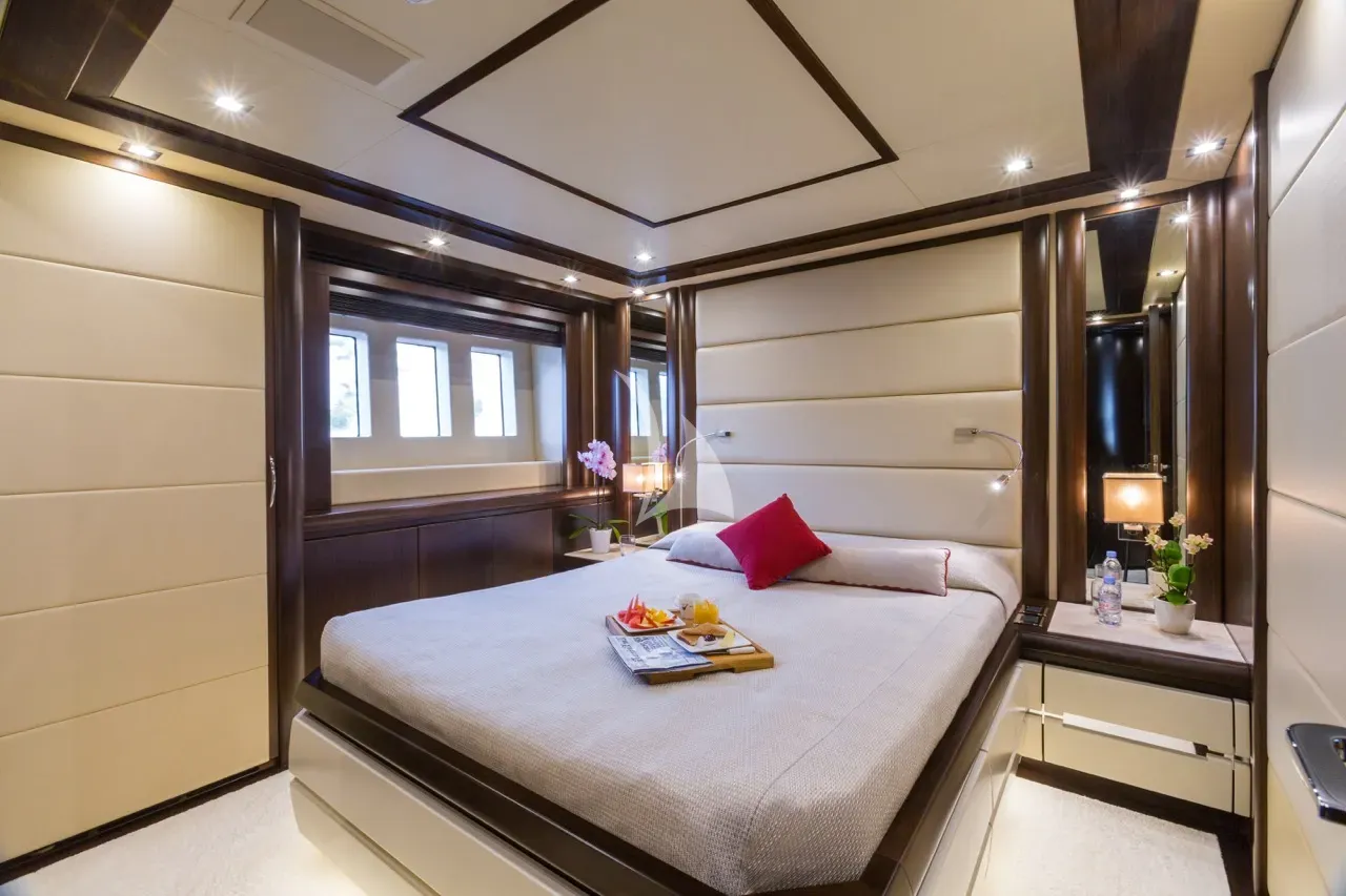 levante_yacht