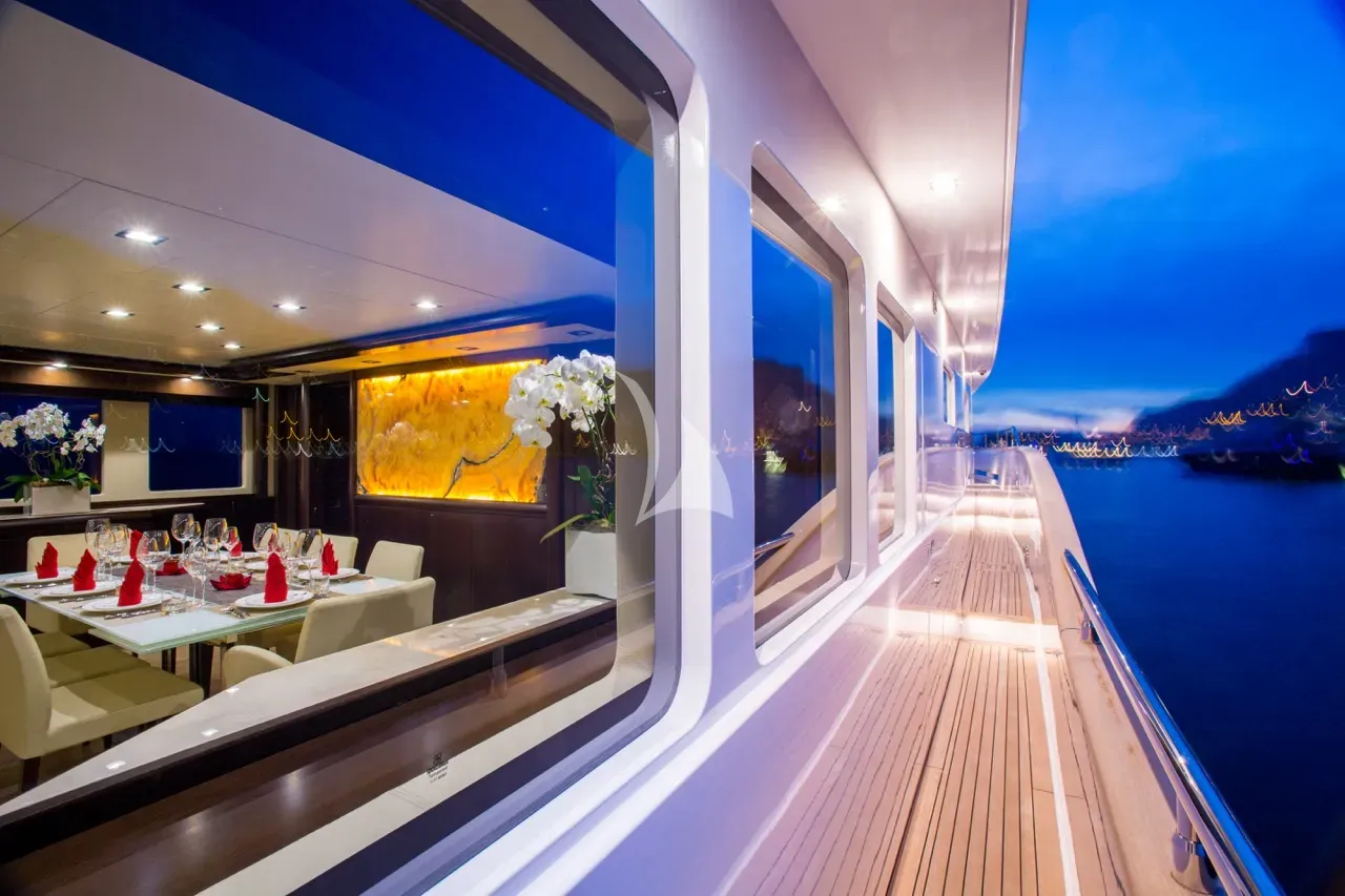 levante_yacht