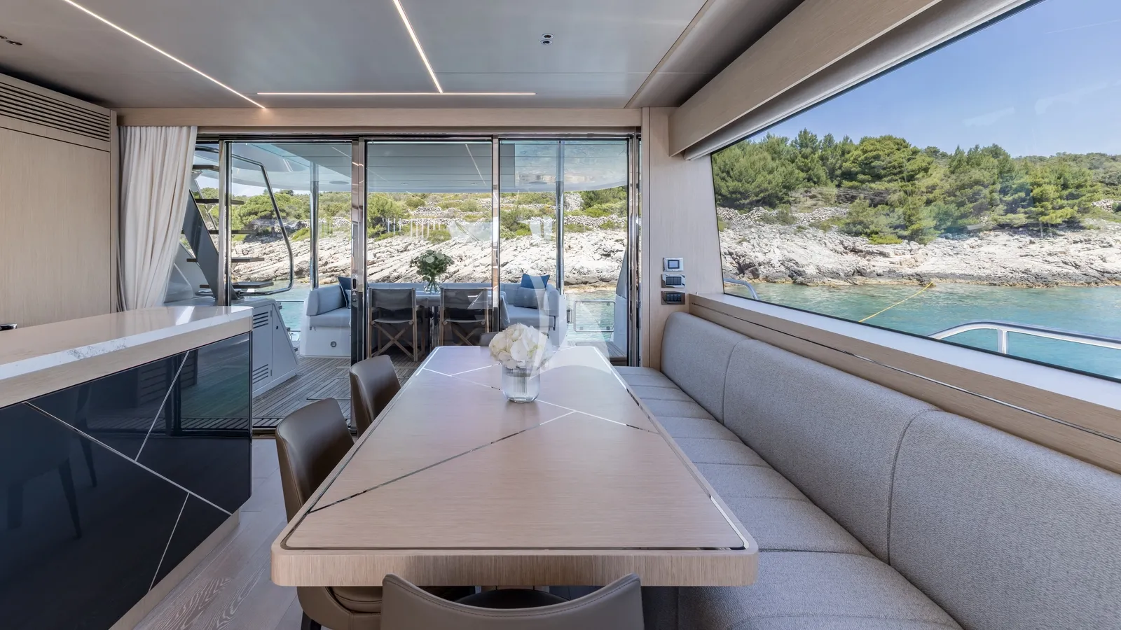 levante_yacht