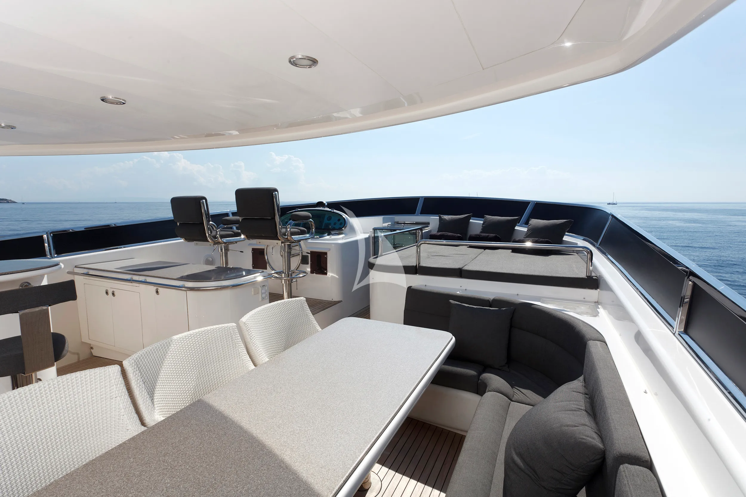 levante_yacht