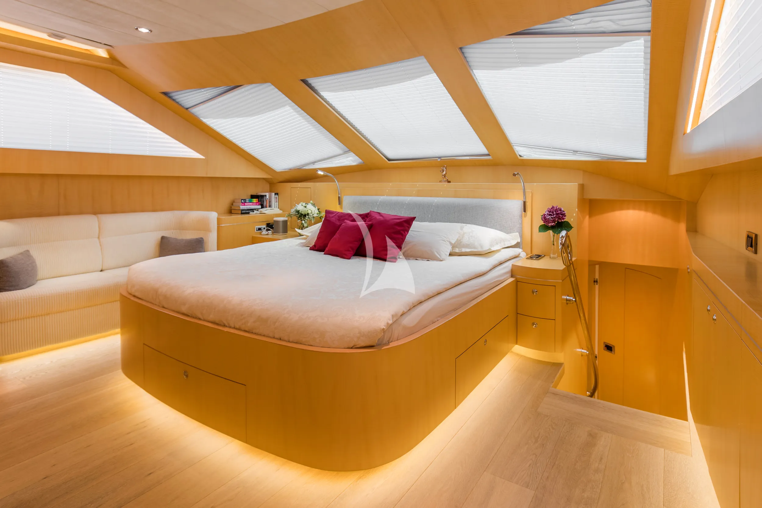 levante_yacht