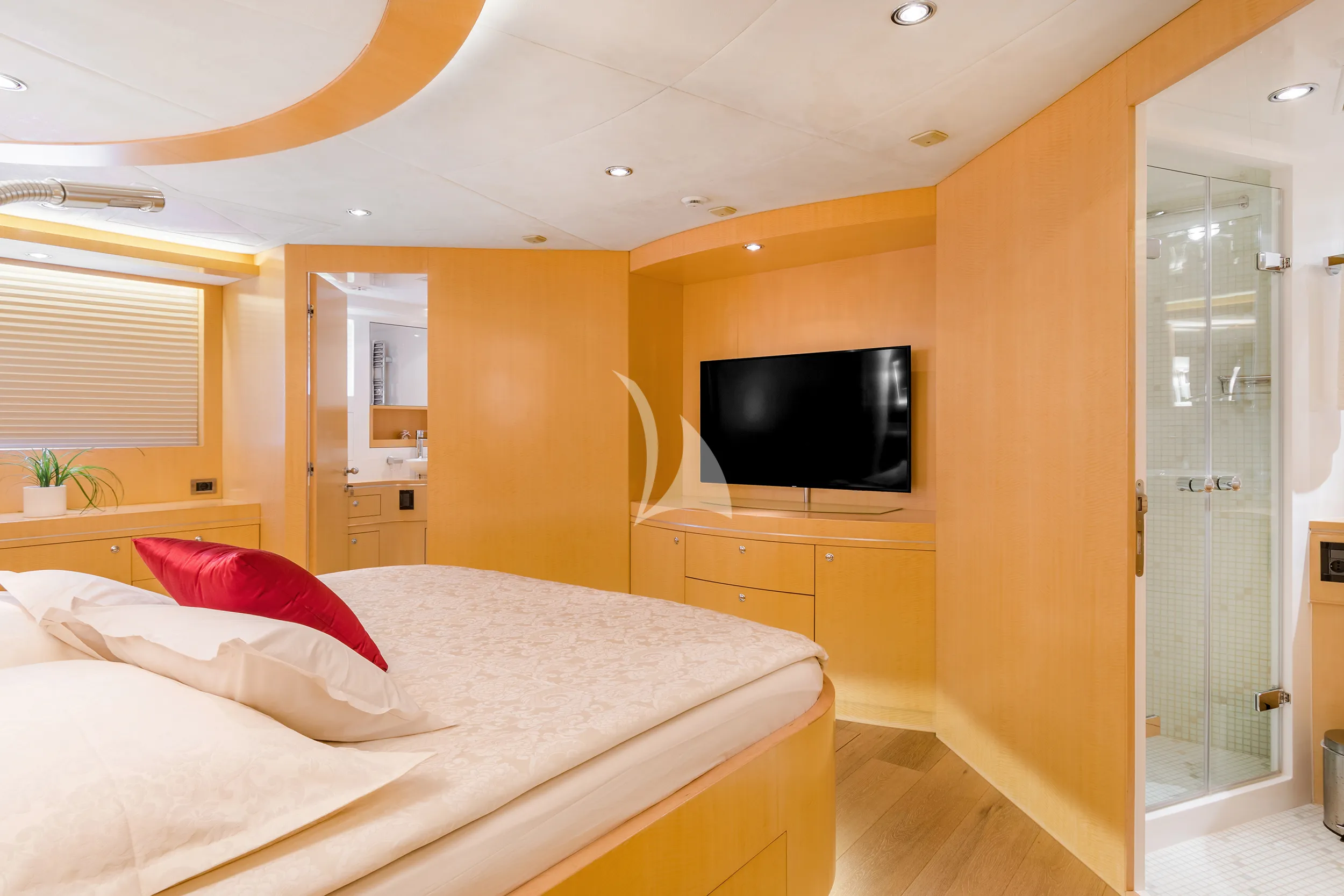 levante_yacht