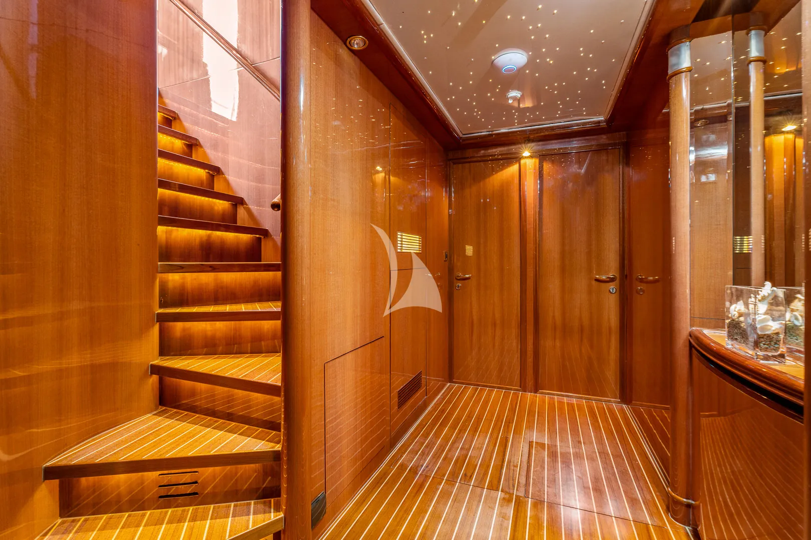 levante_yacht