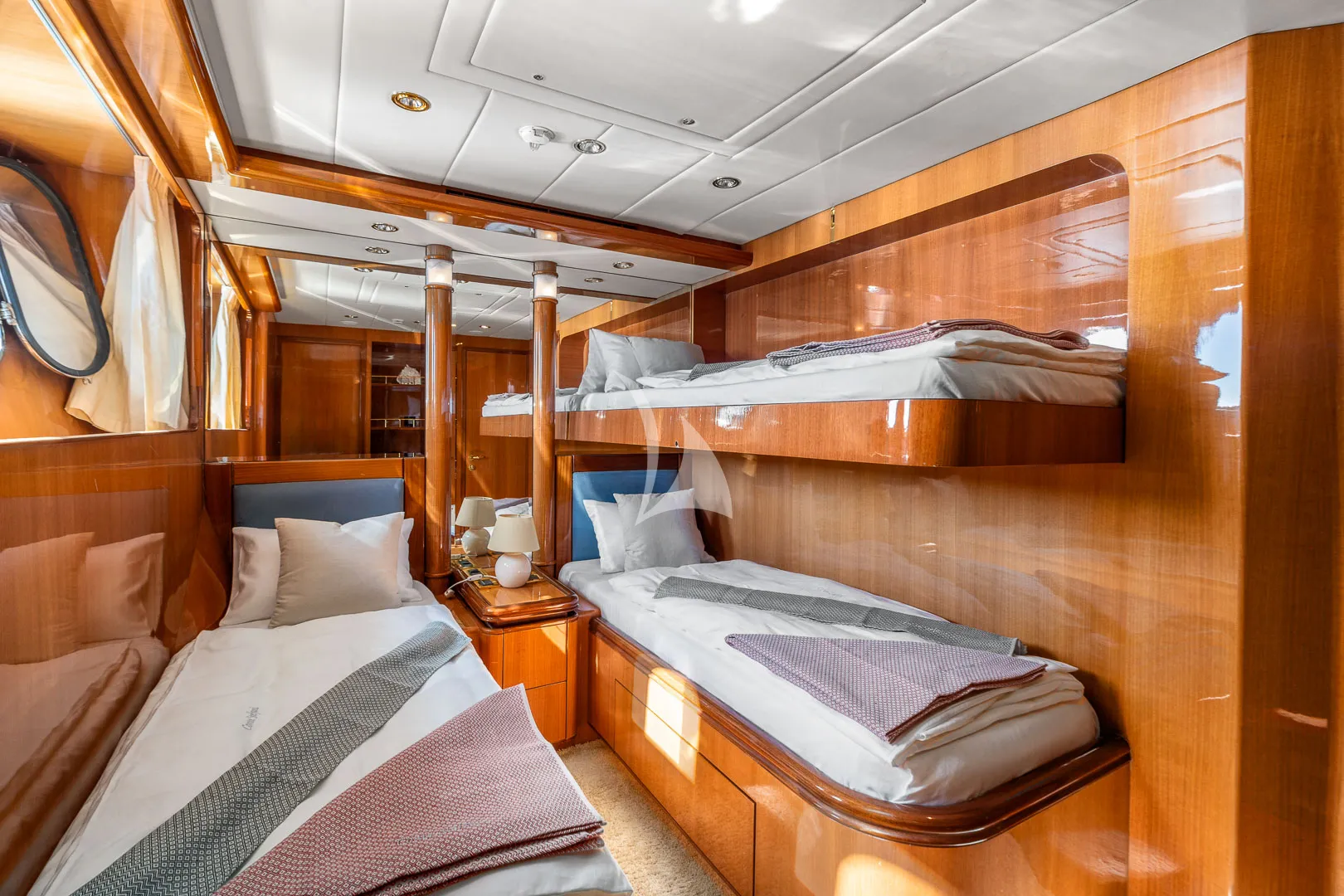levante_yacht