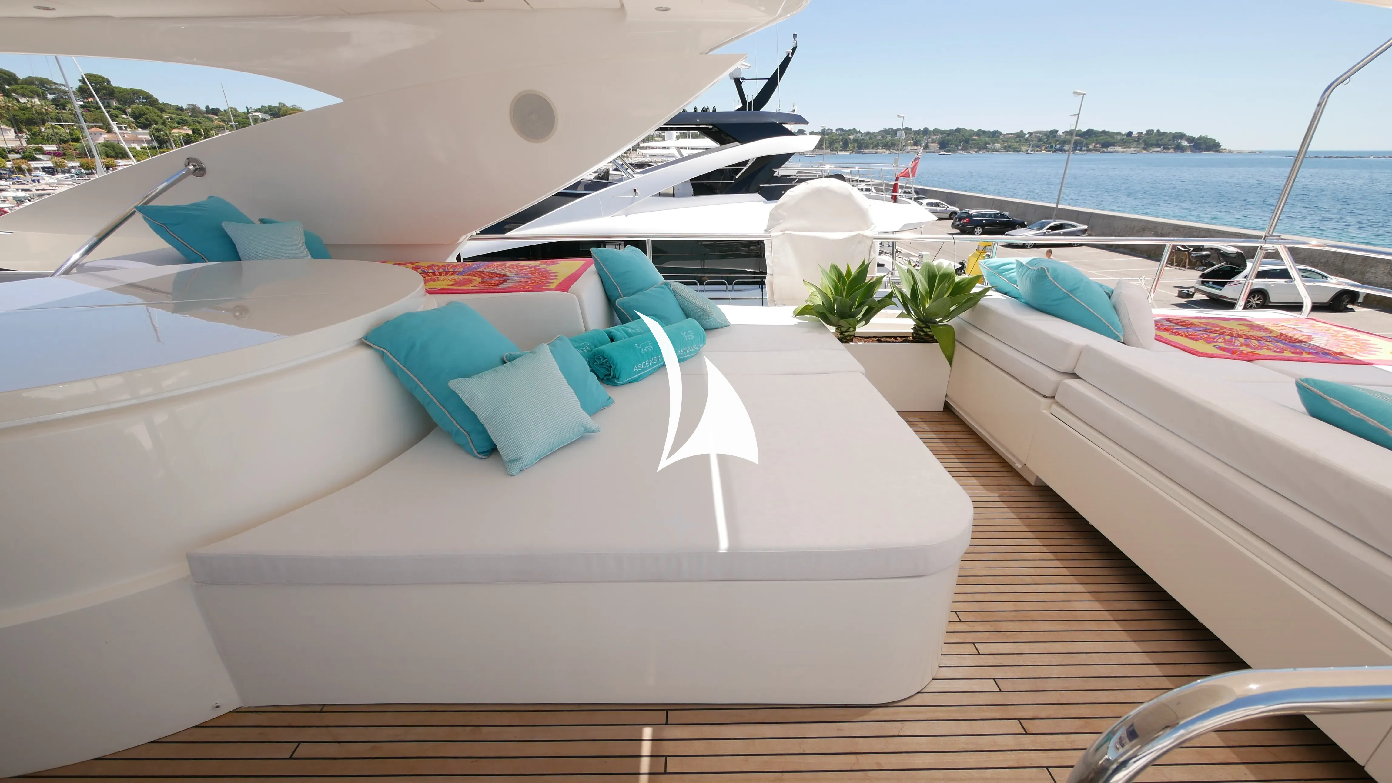 levante_yacht