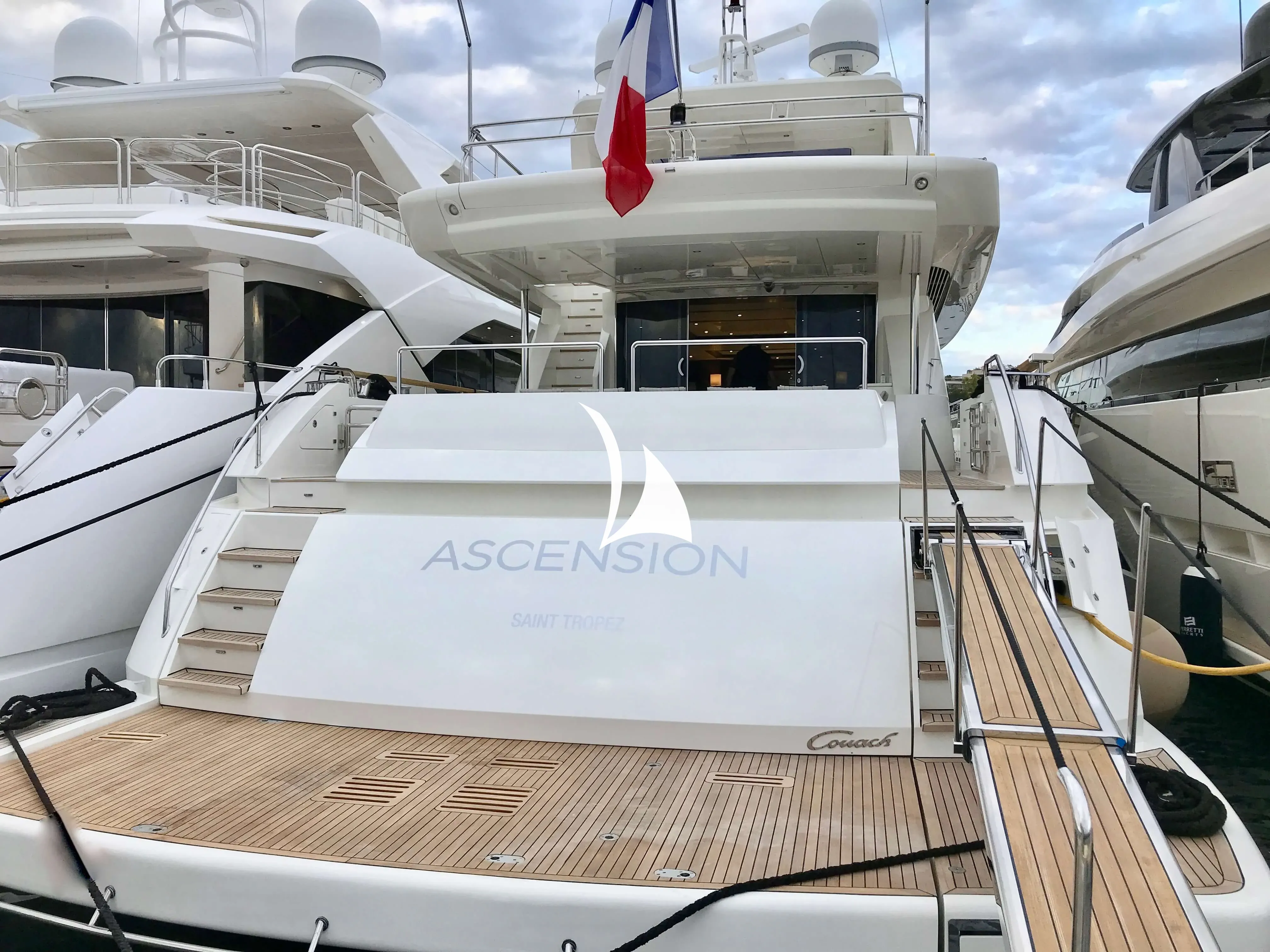 levante_yacht