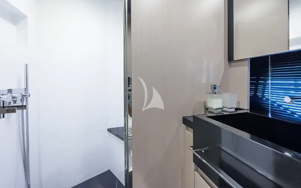 levante_yacht