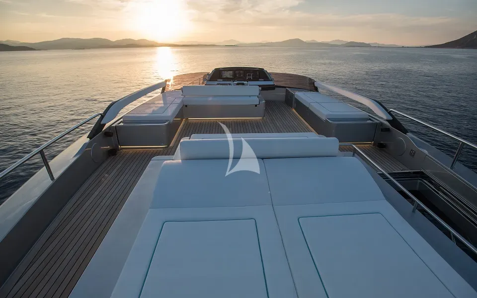 levante_yacht