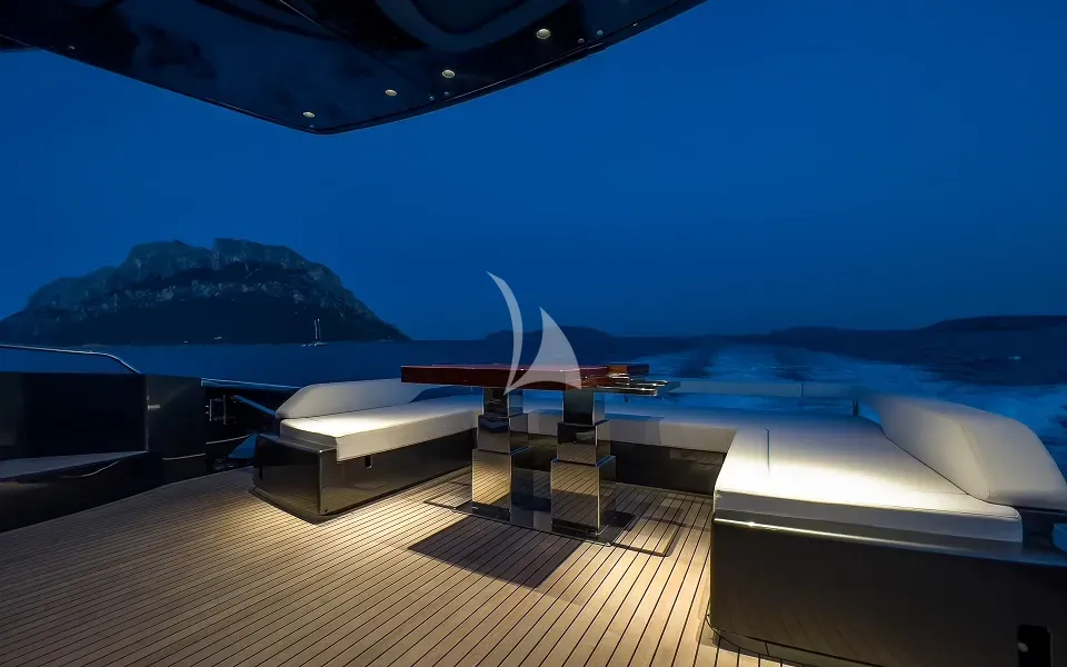 levante_yacht
