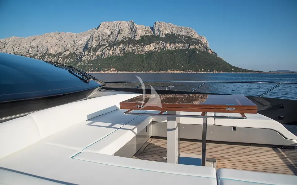 levante_yacht