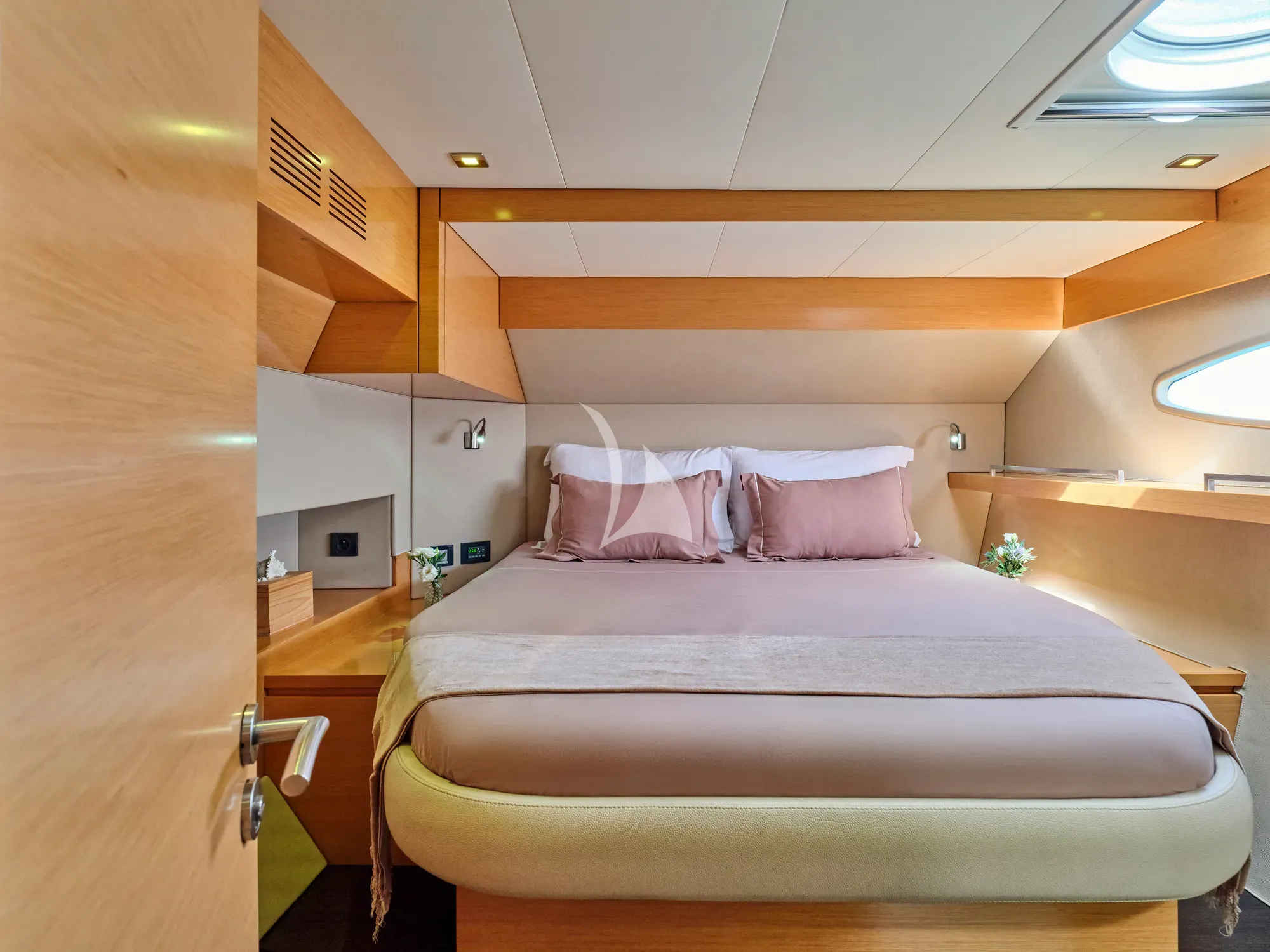 levante_yacht
