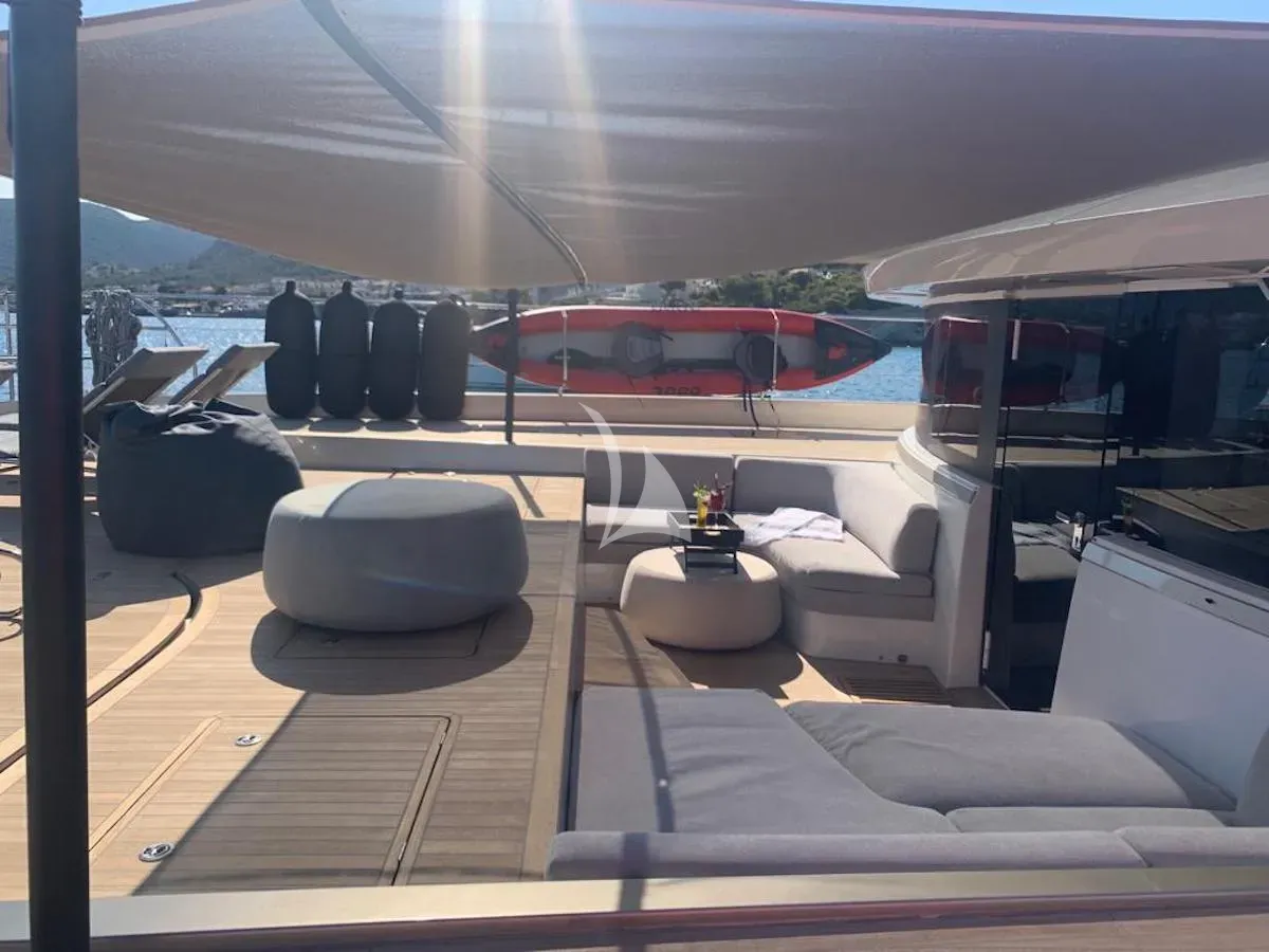 levante_yacht