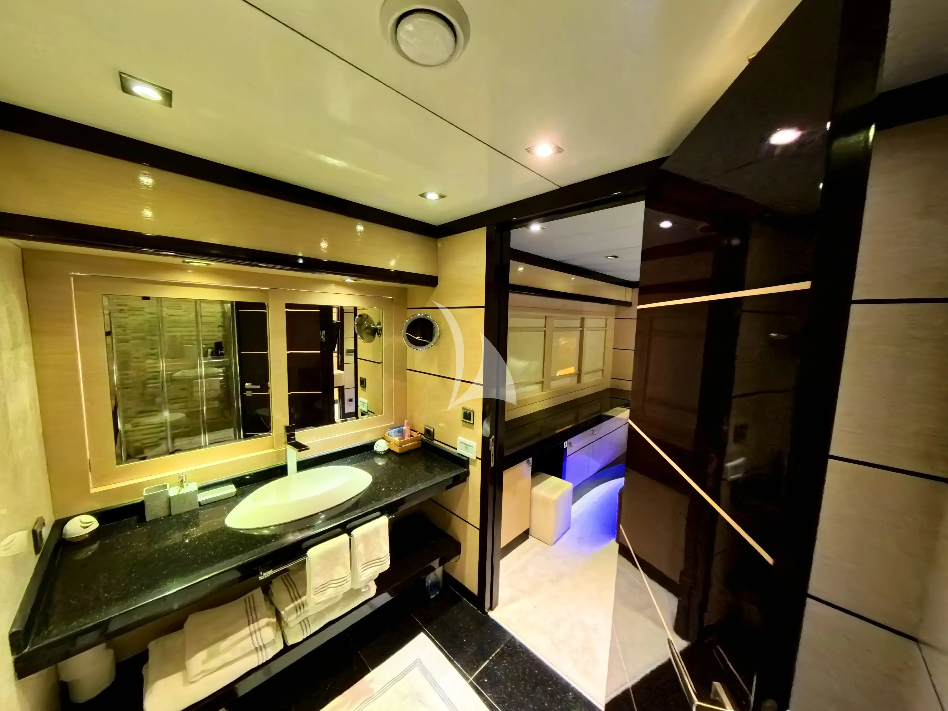 levante_yacht