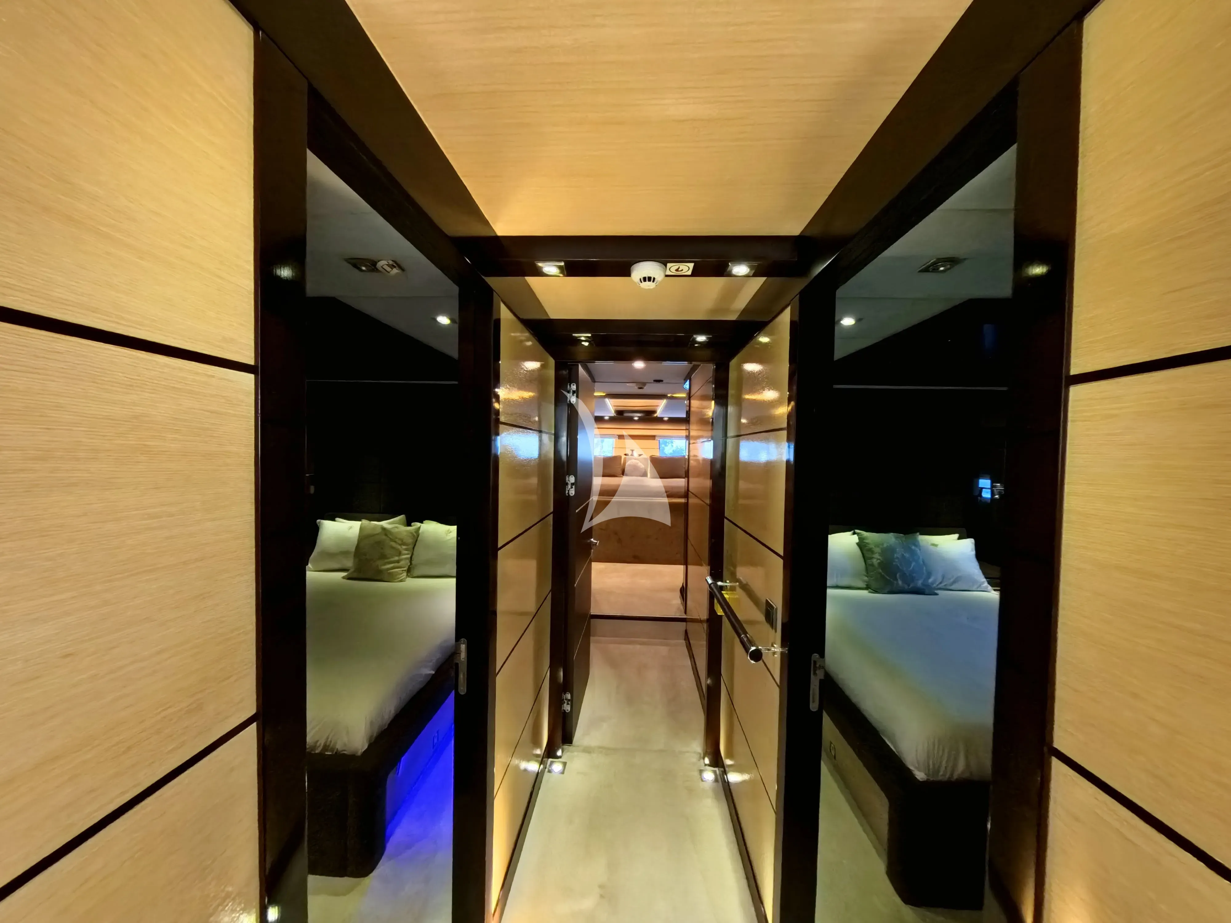 levante_yacht