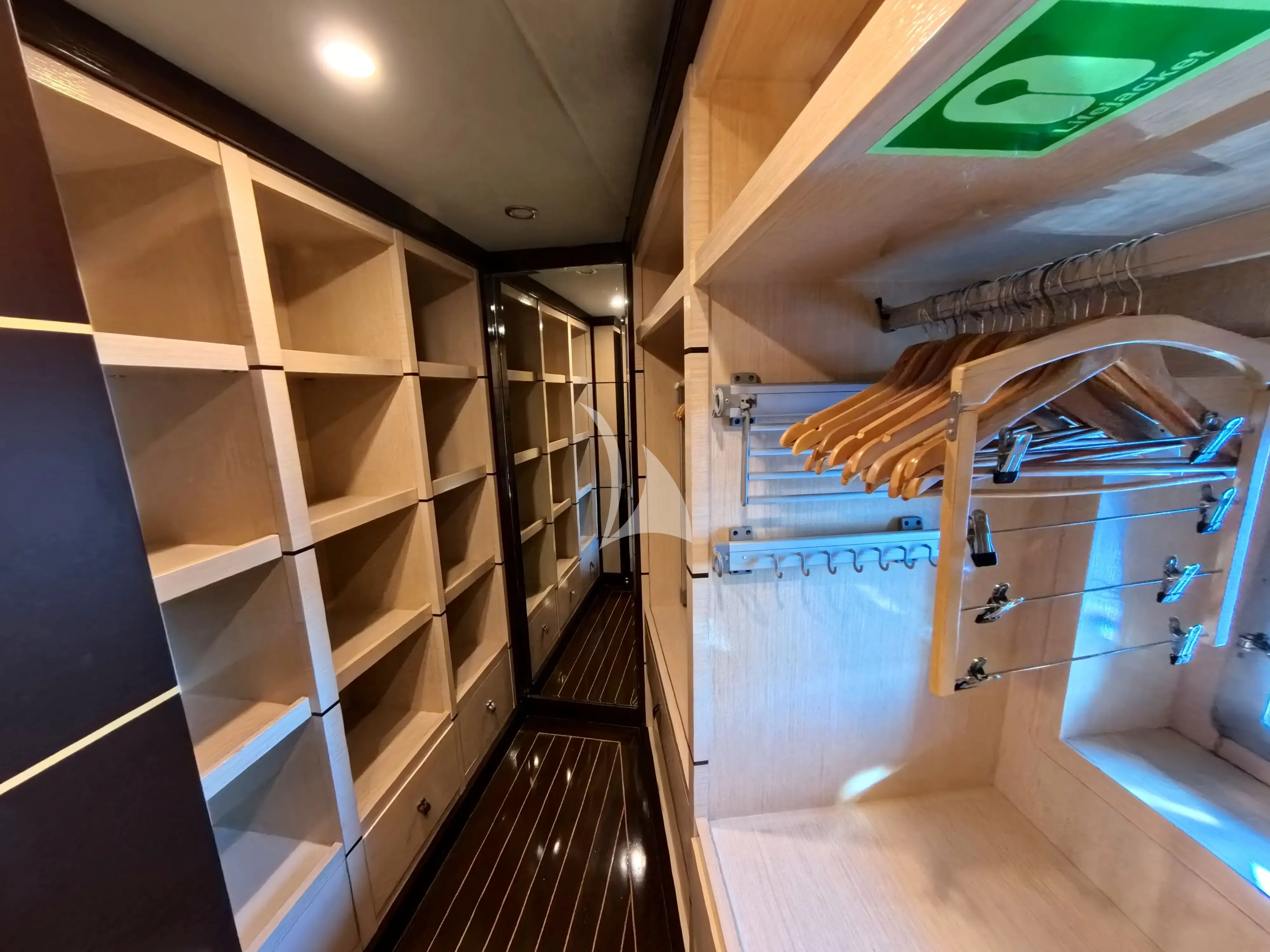 levante_yacht