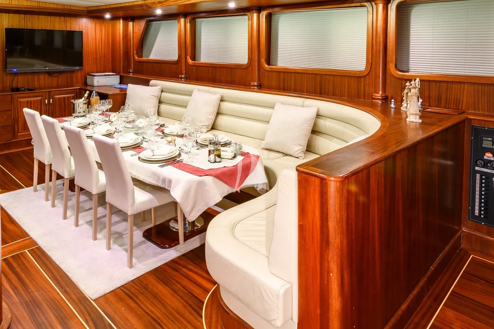levante_yacht