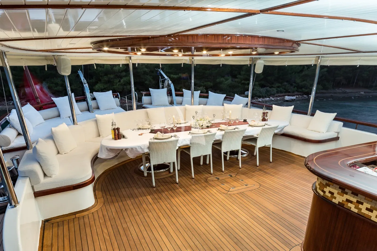 levante_yacht