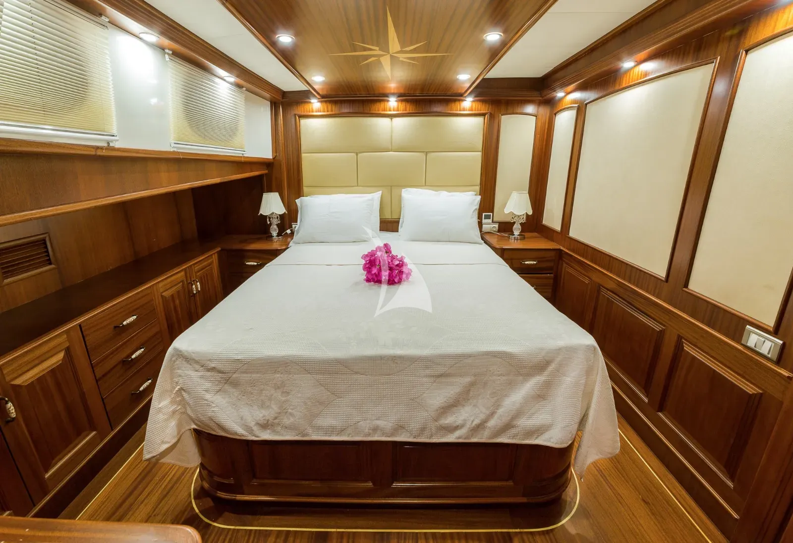 levante_yacht