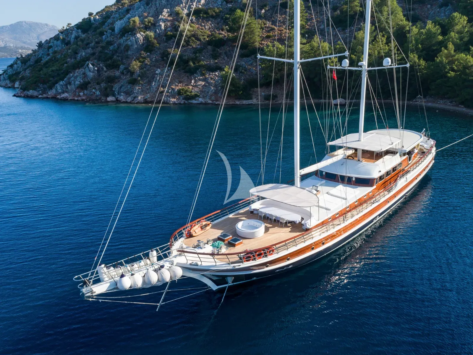 levante_yacht