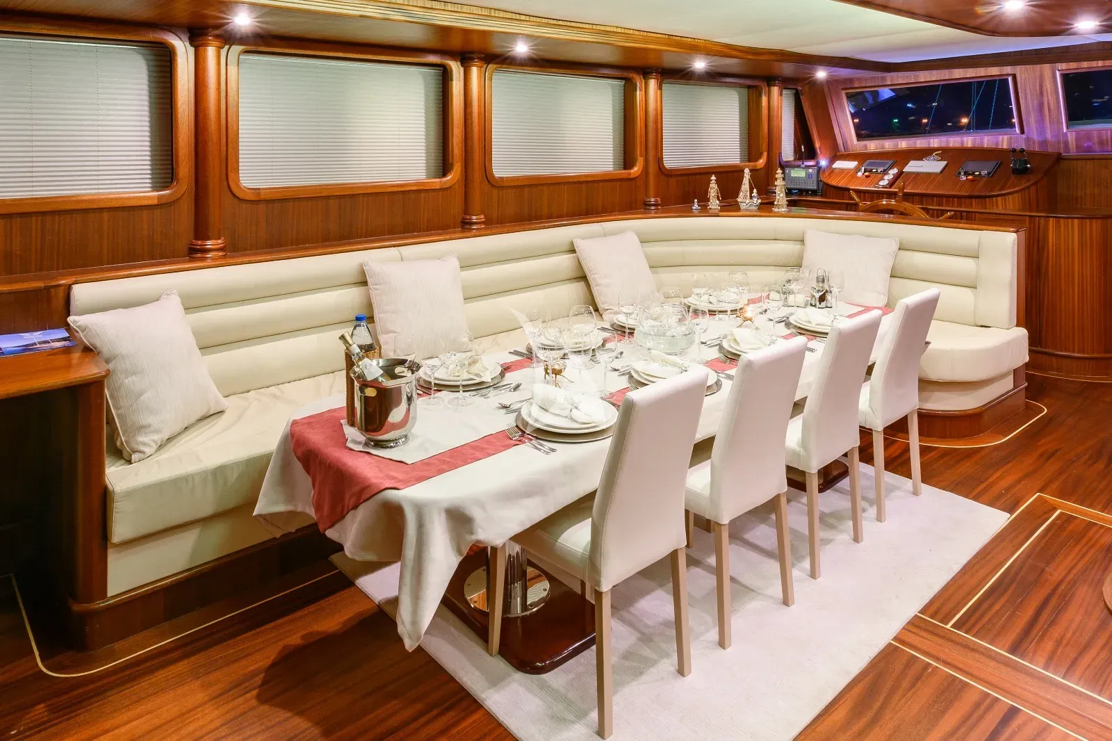 levante_yacht