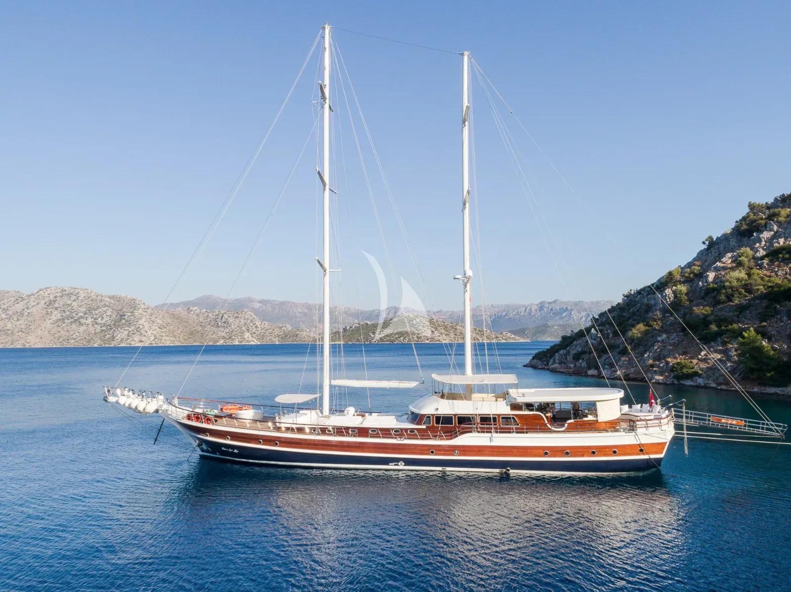 levante_yacht