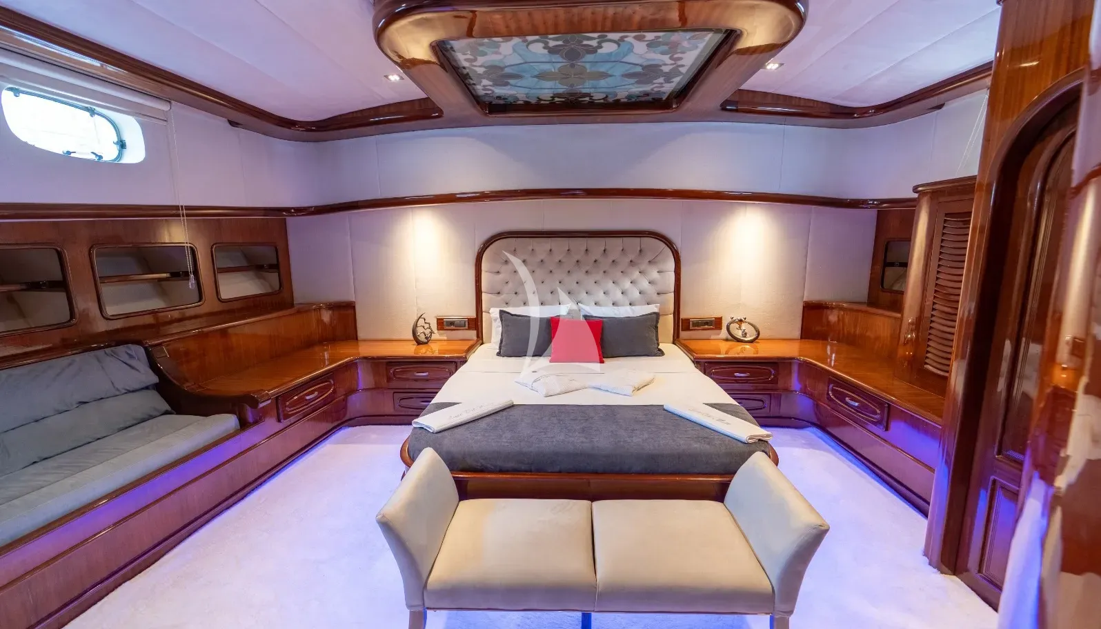 levante_yacht