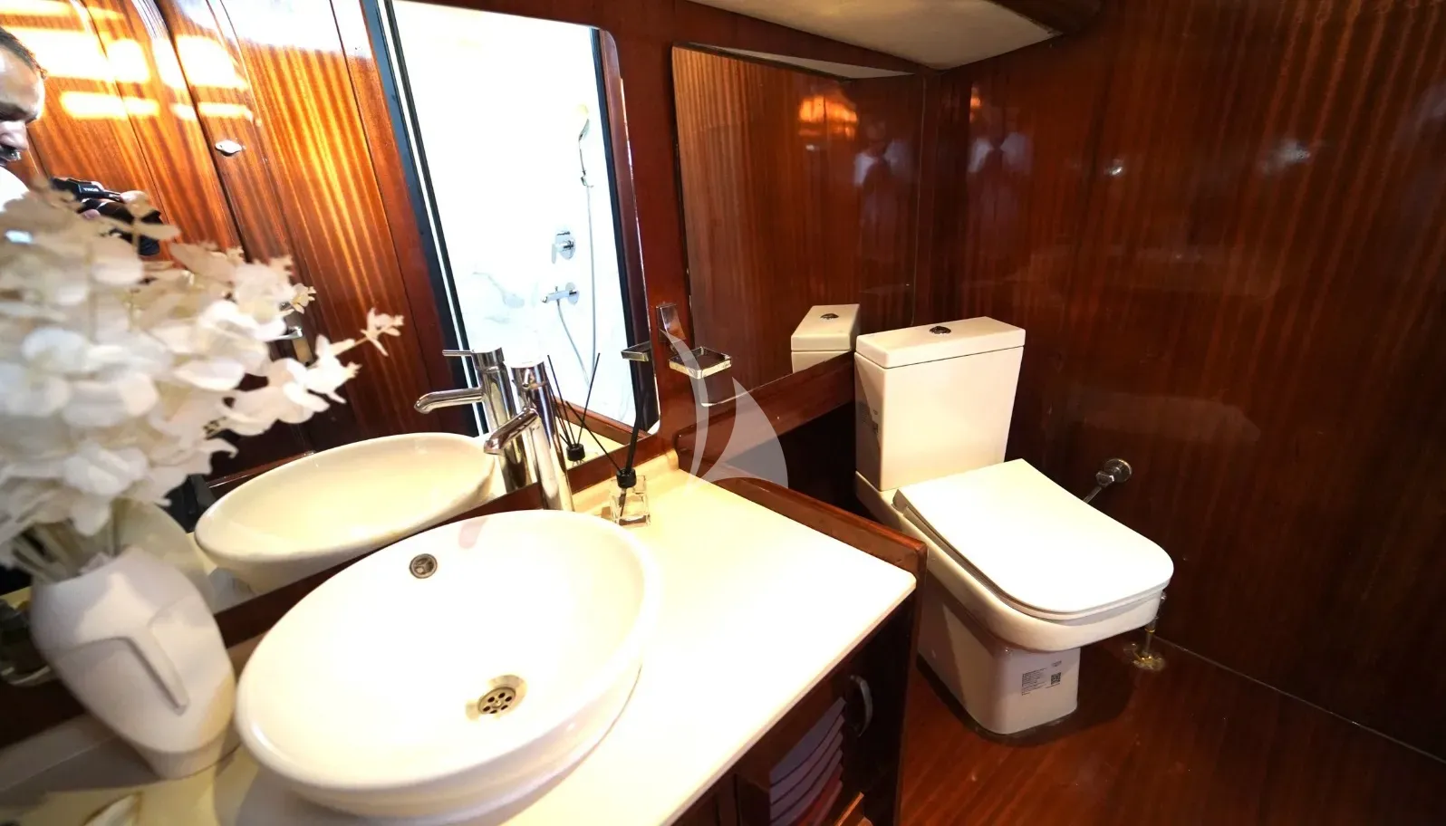 levante_yacht