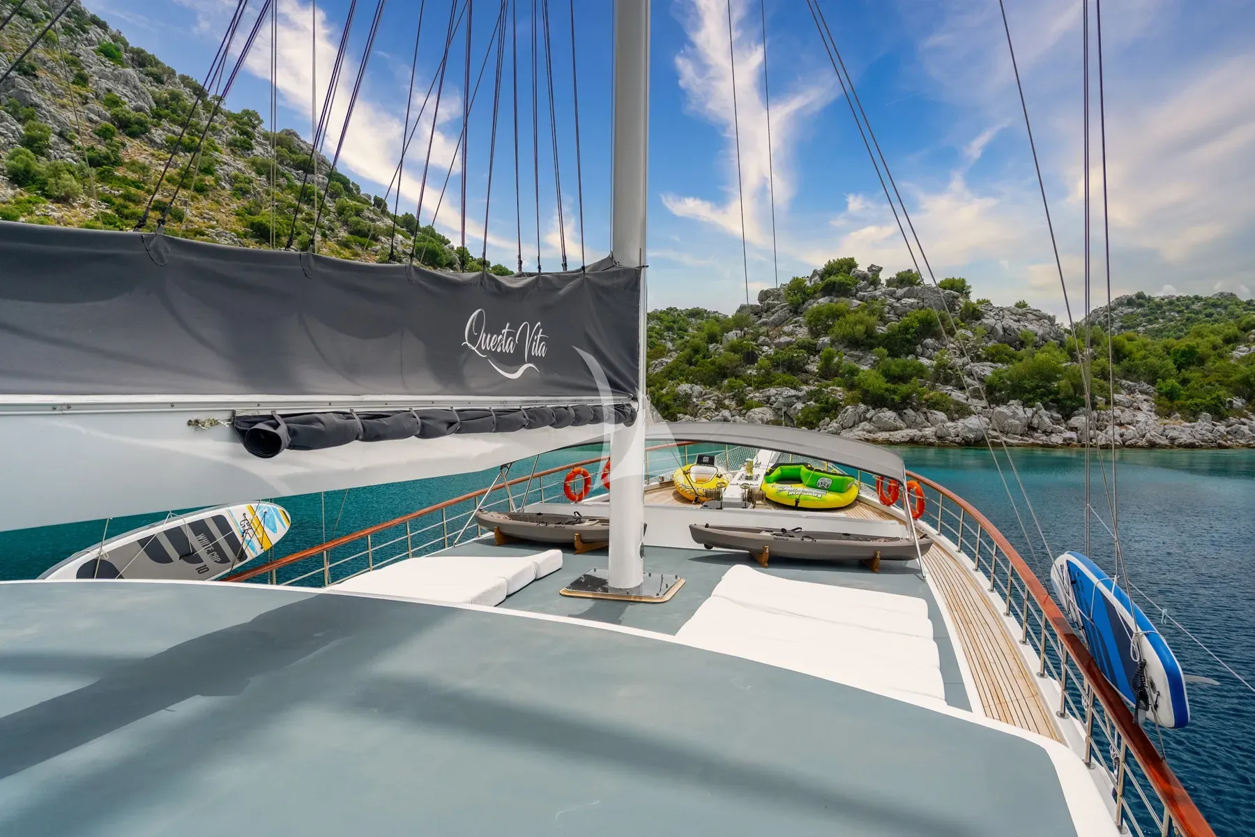 levante_yacht