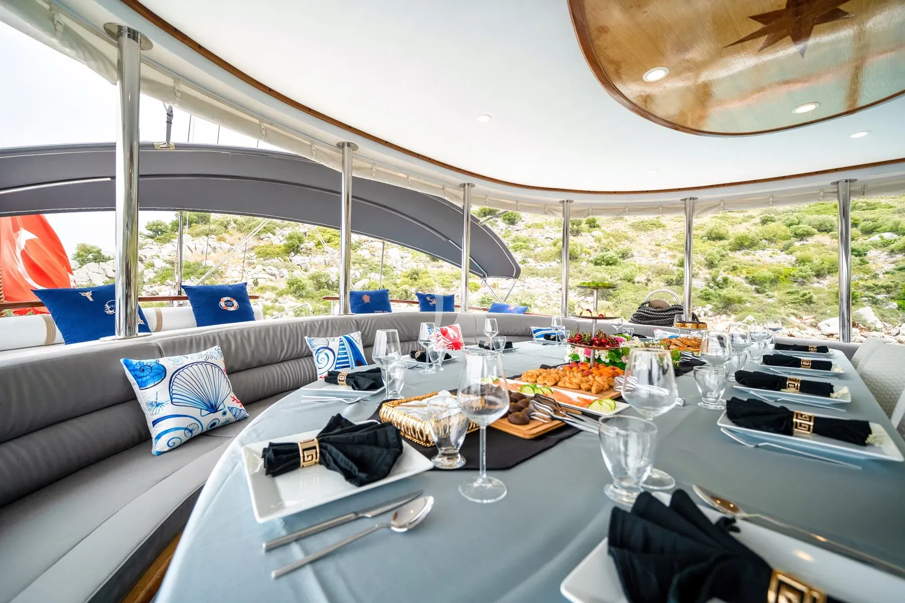 levante_yacht