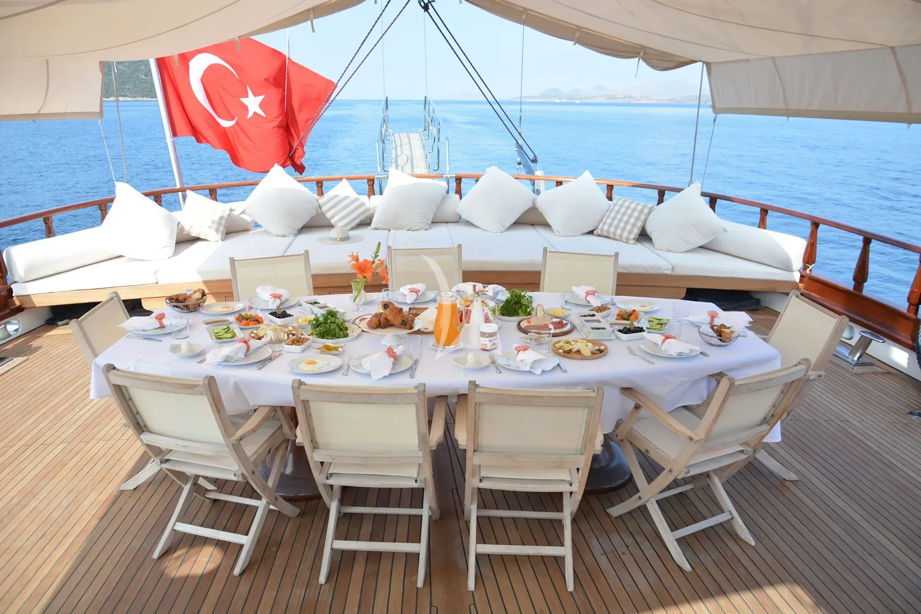 levante_yacht
