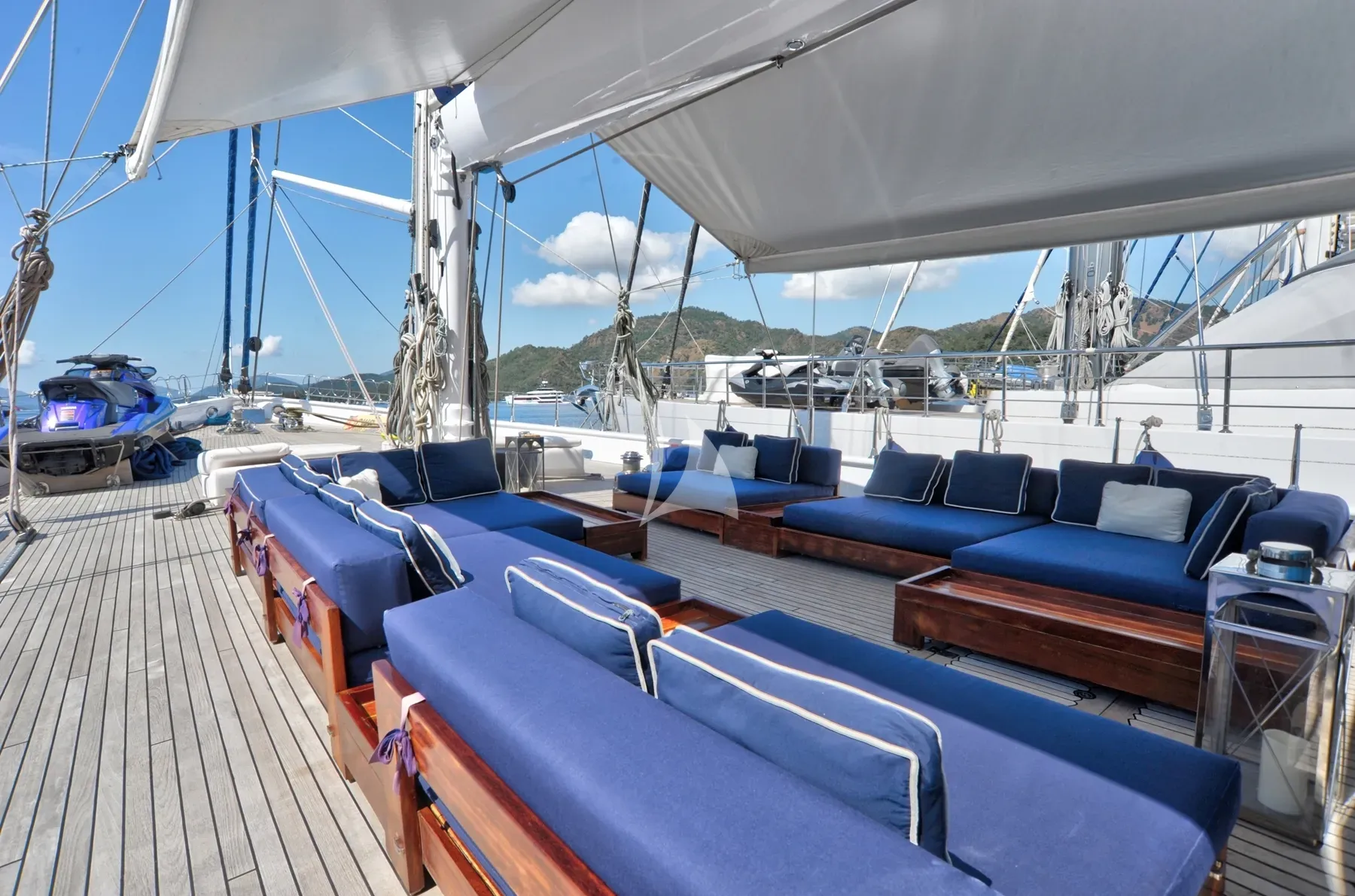 levante_yacht