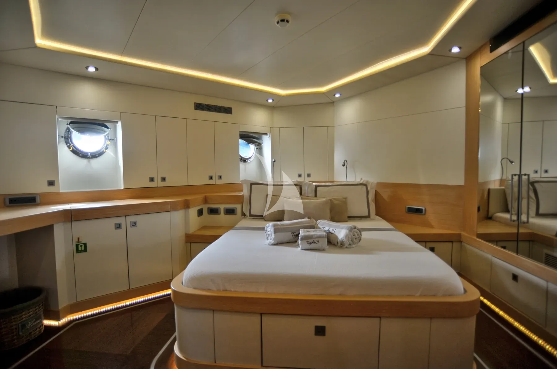 levante_yacht