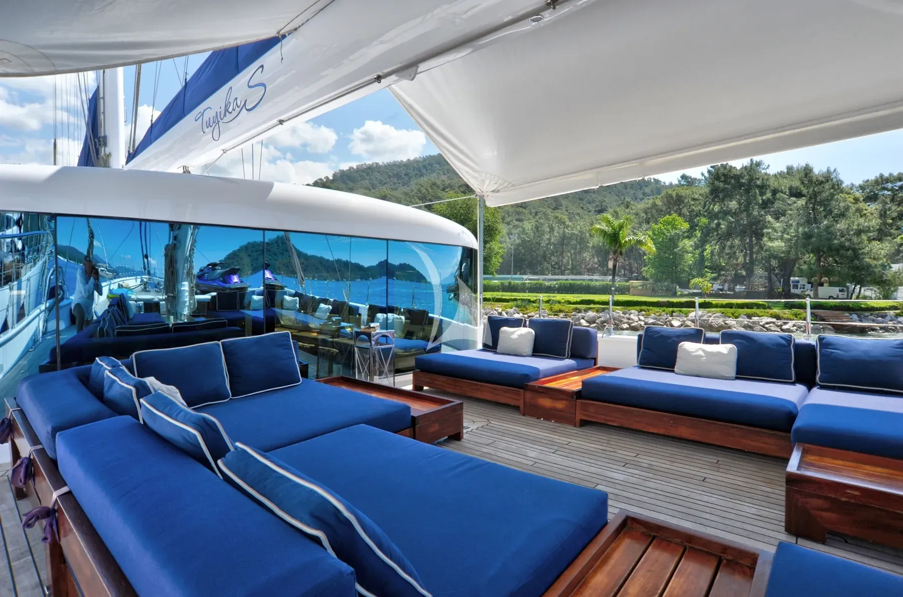levante_yacht
