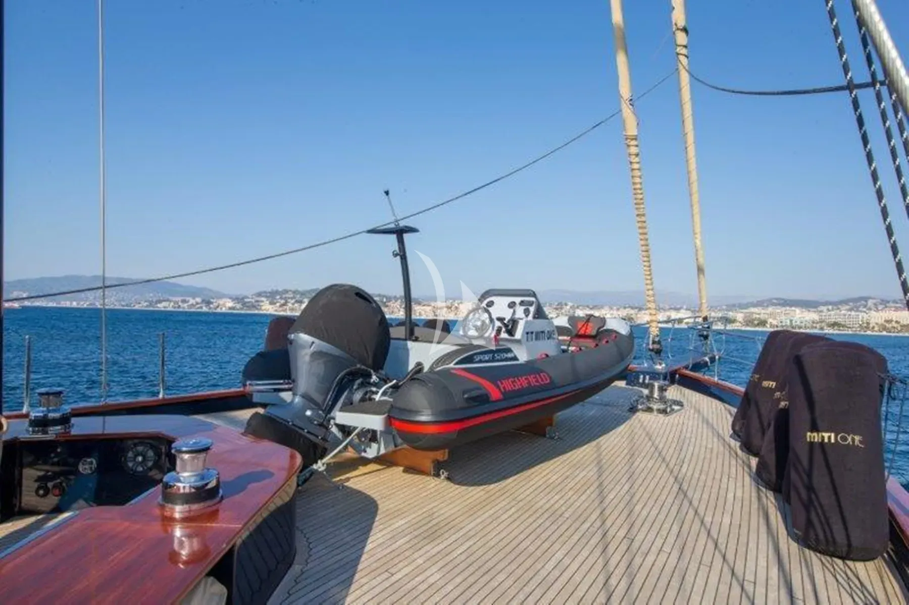 levante_yacht