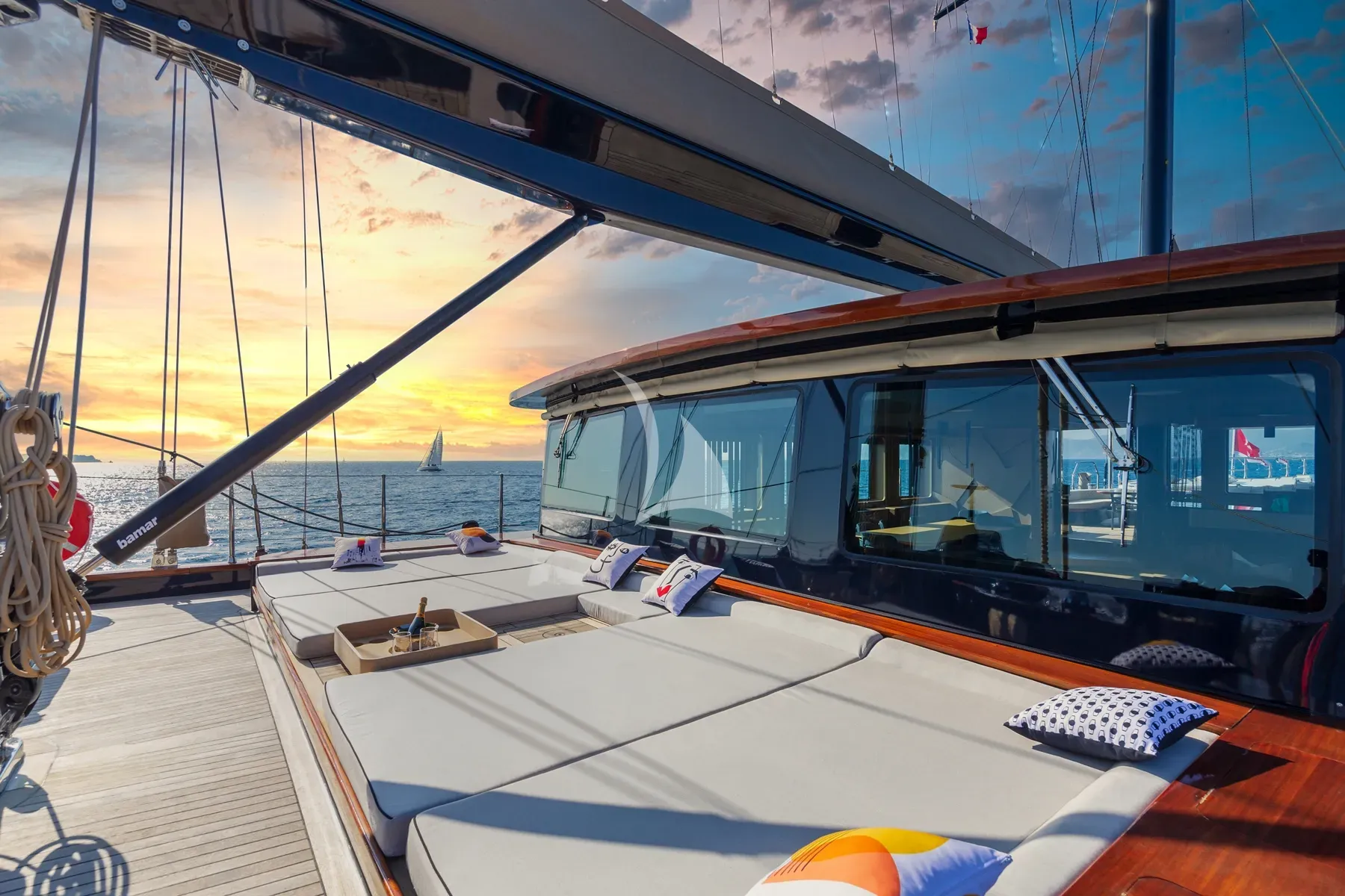 levante_yacht