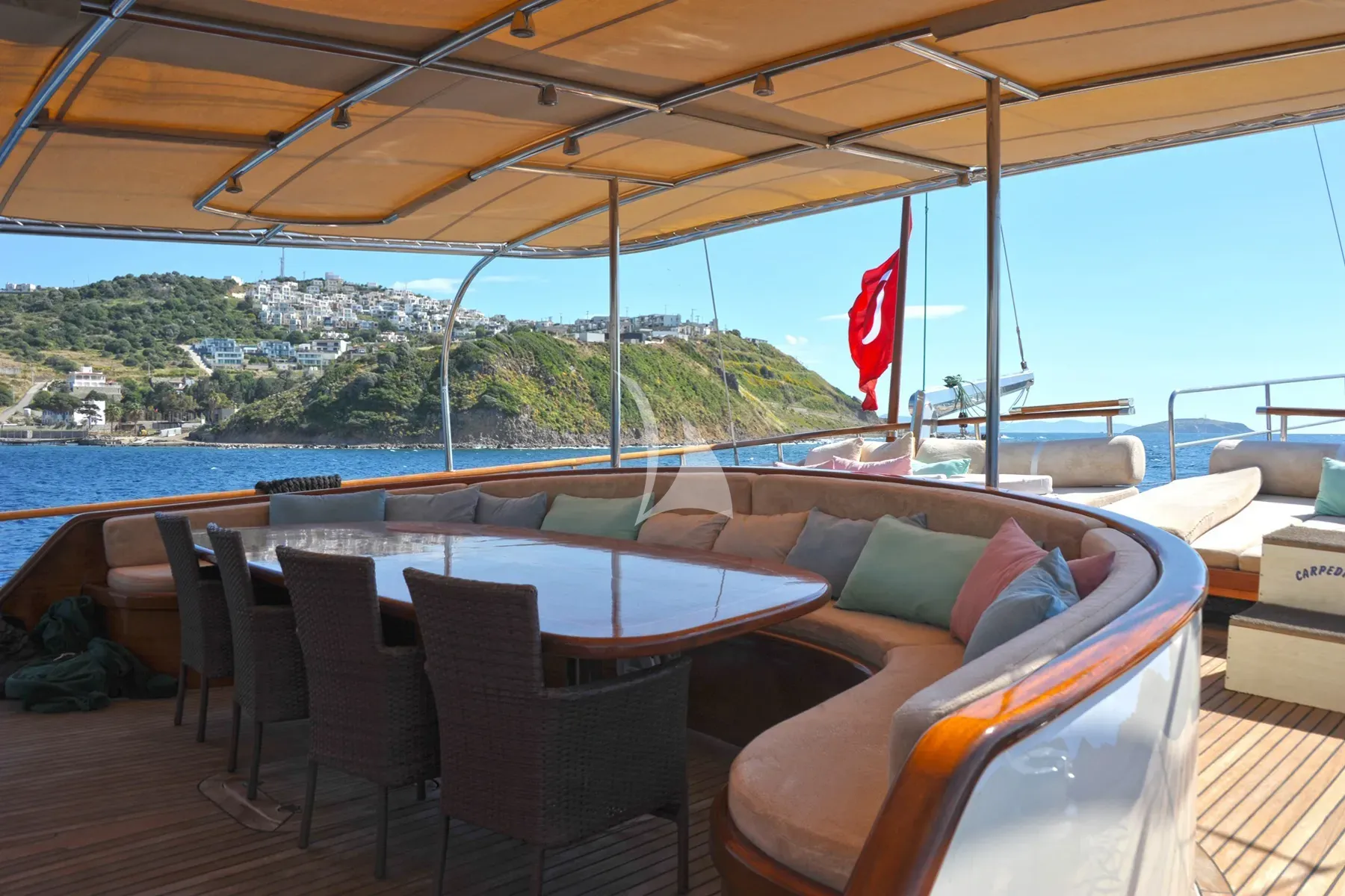 levante_yacht