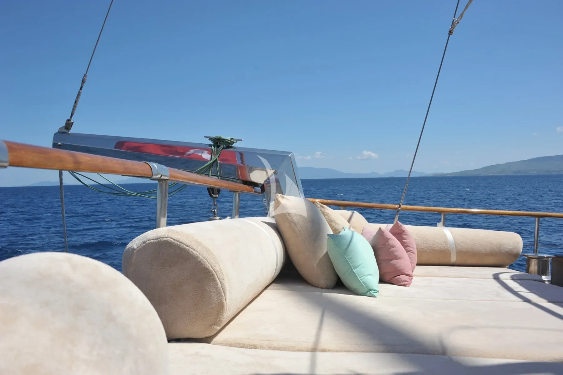 levante_yacht