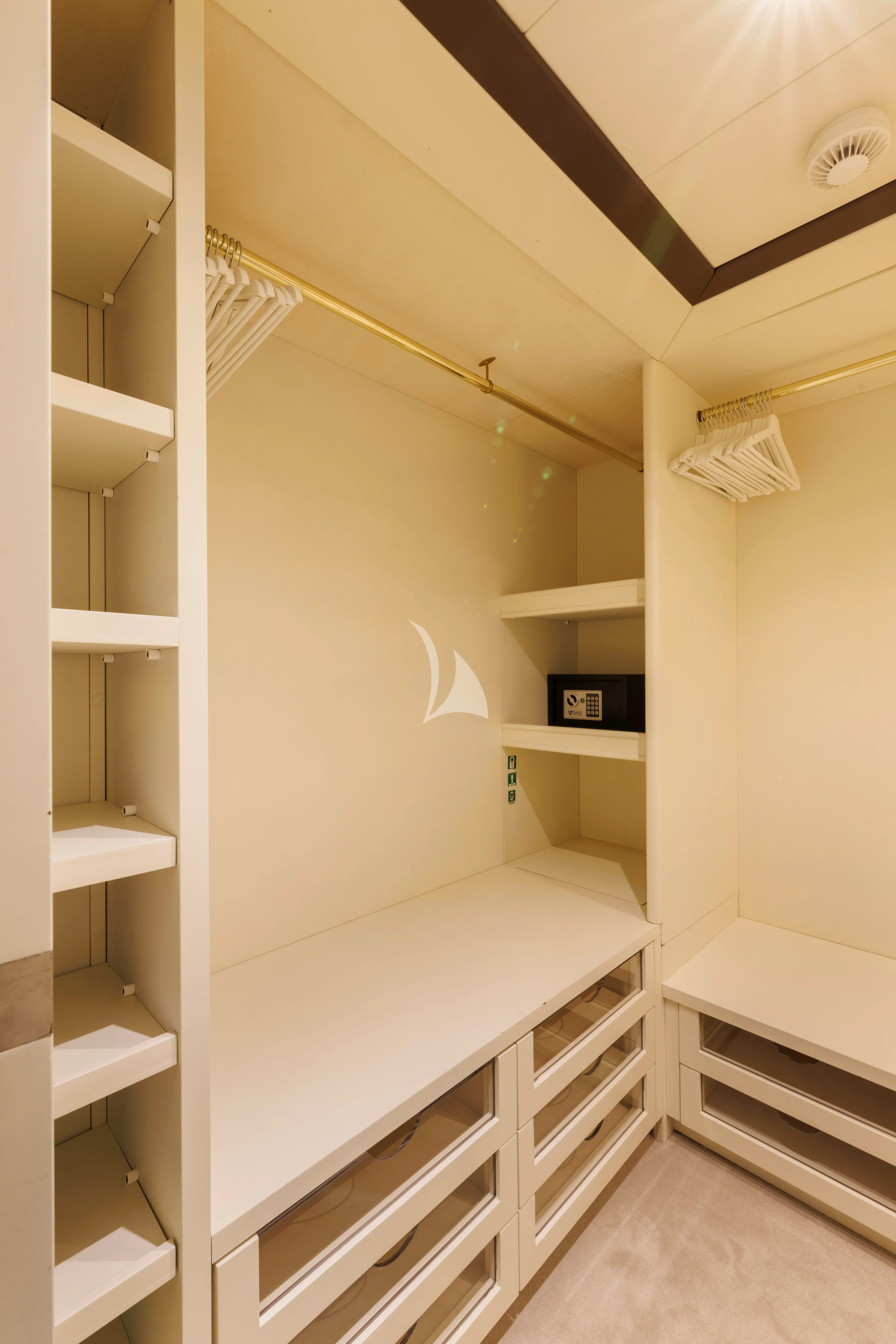 levante_yacht