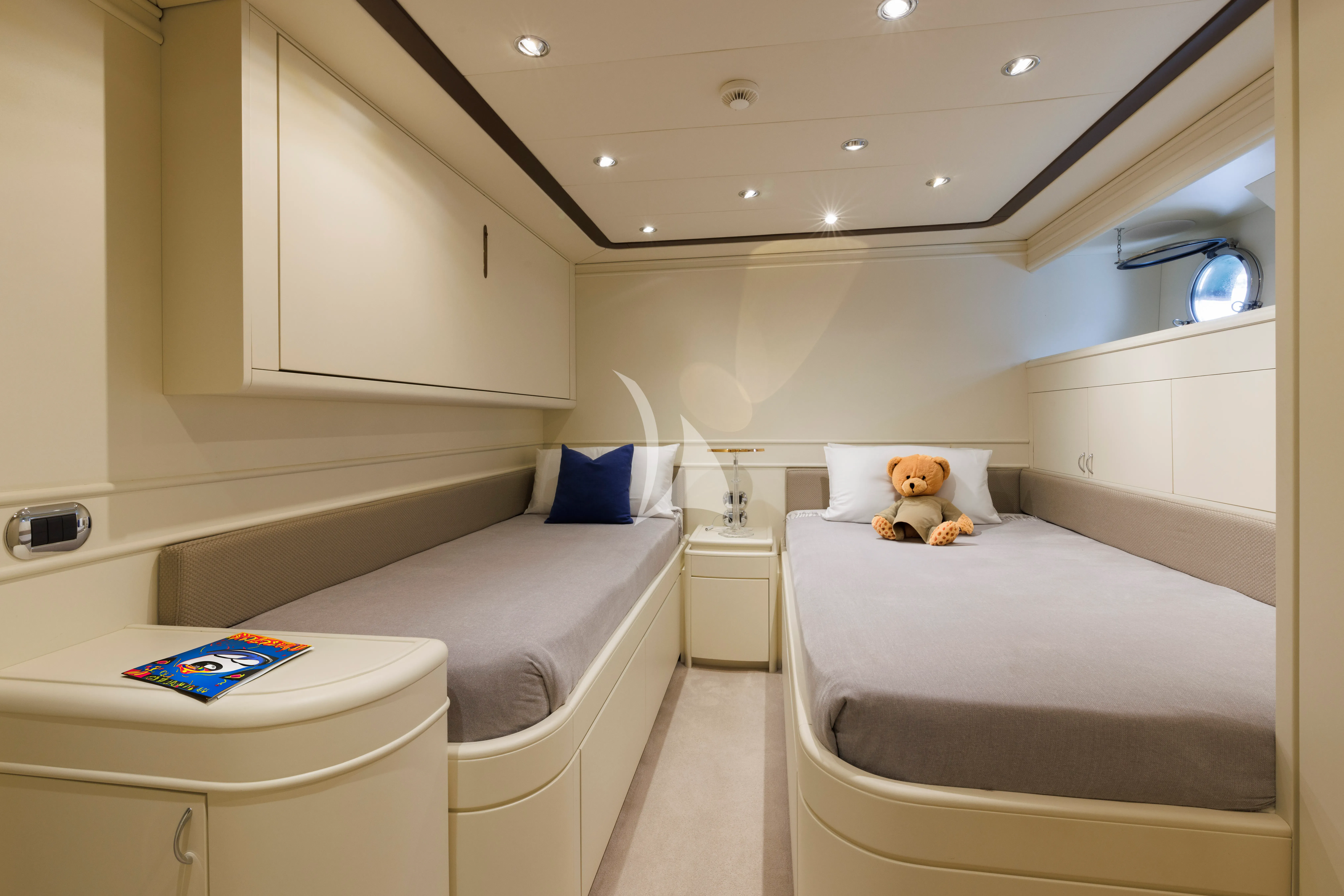 levante_yacht