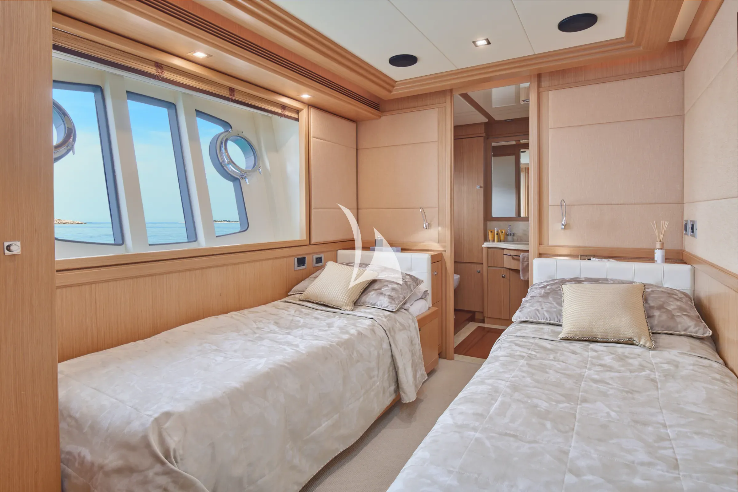 levante_yacht