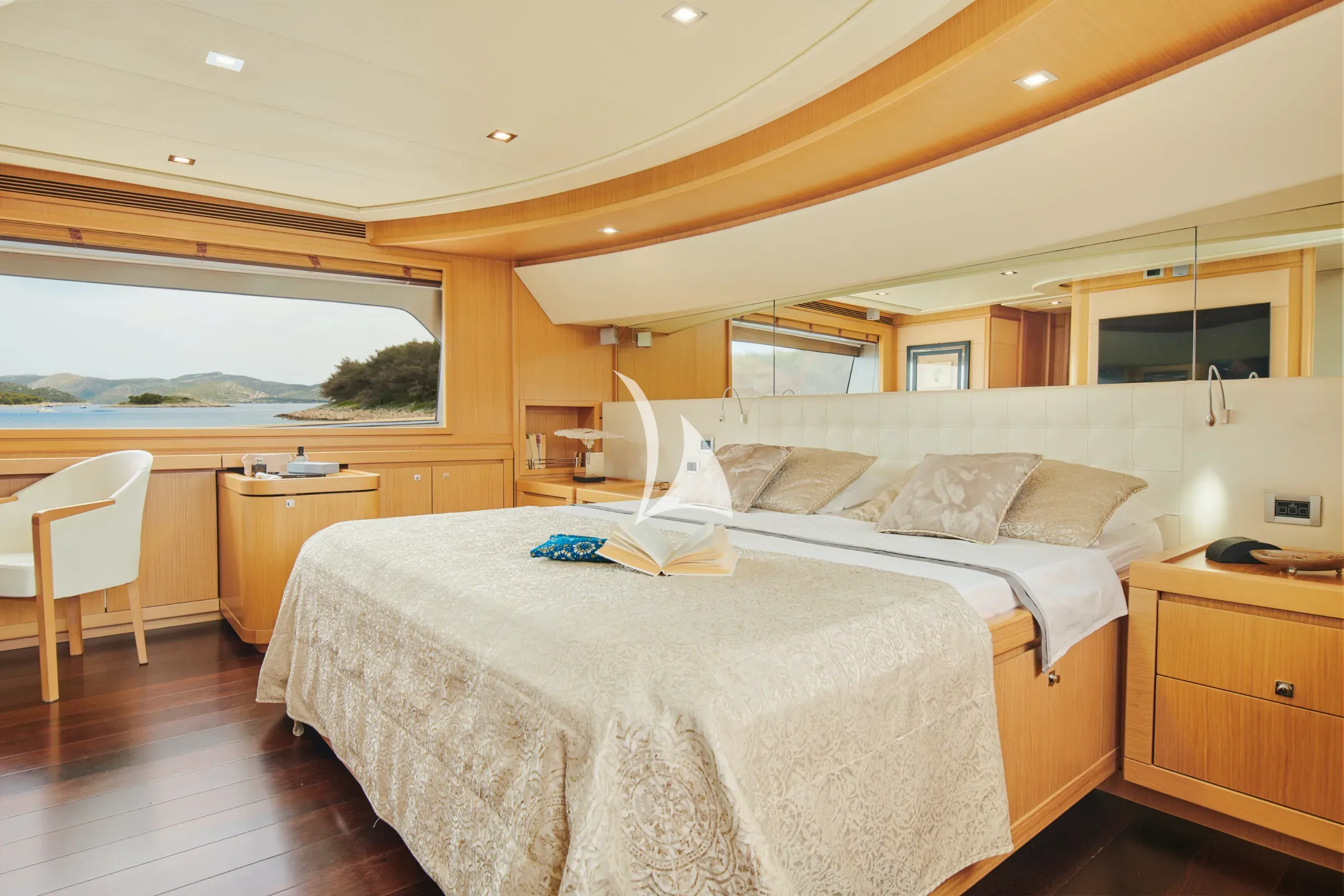 levante_yacht