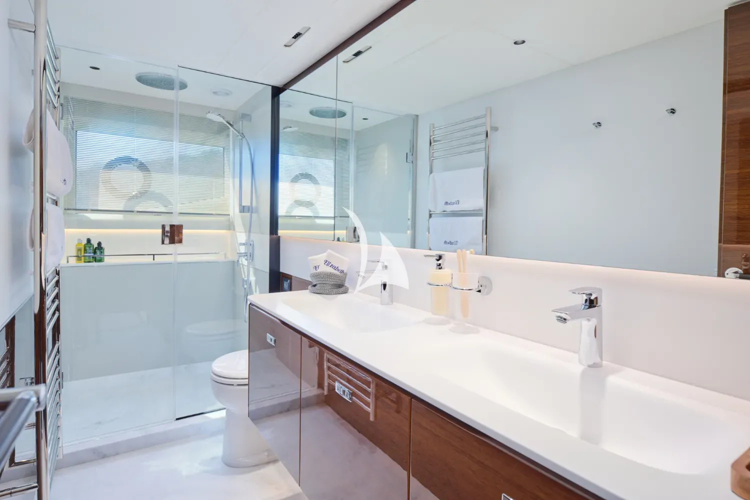 levante_yacht