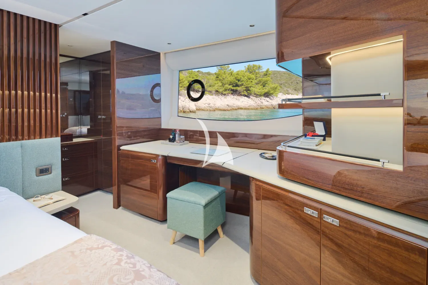 levante_yacht