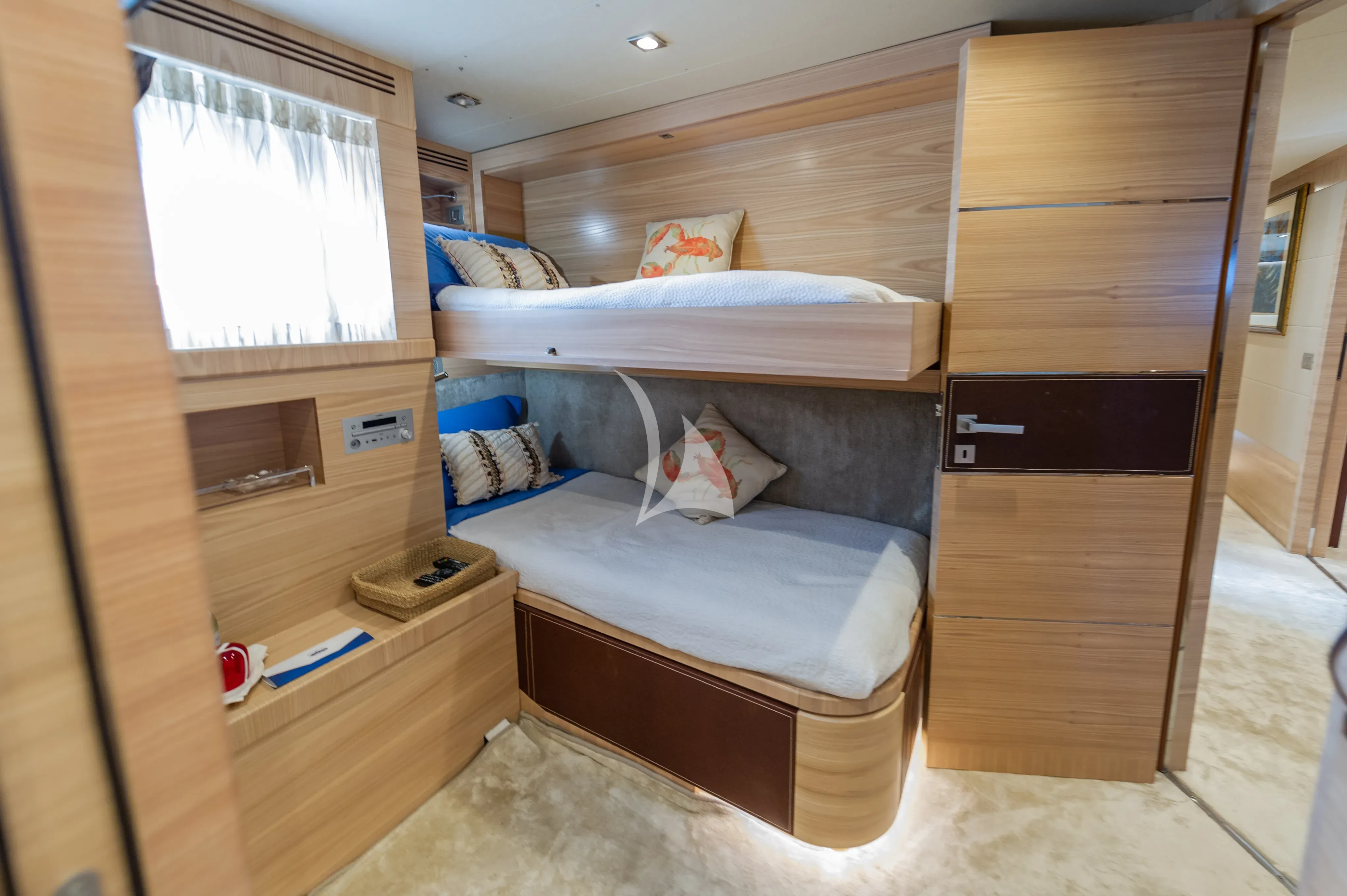 levante_yacht