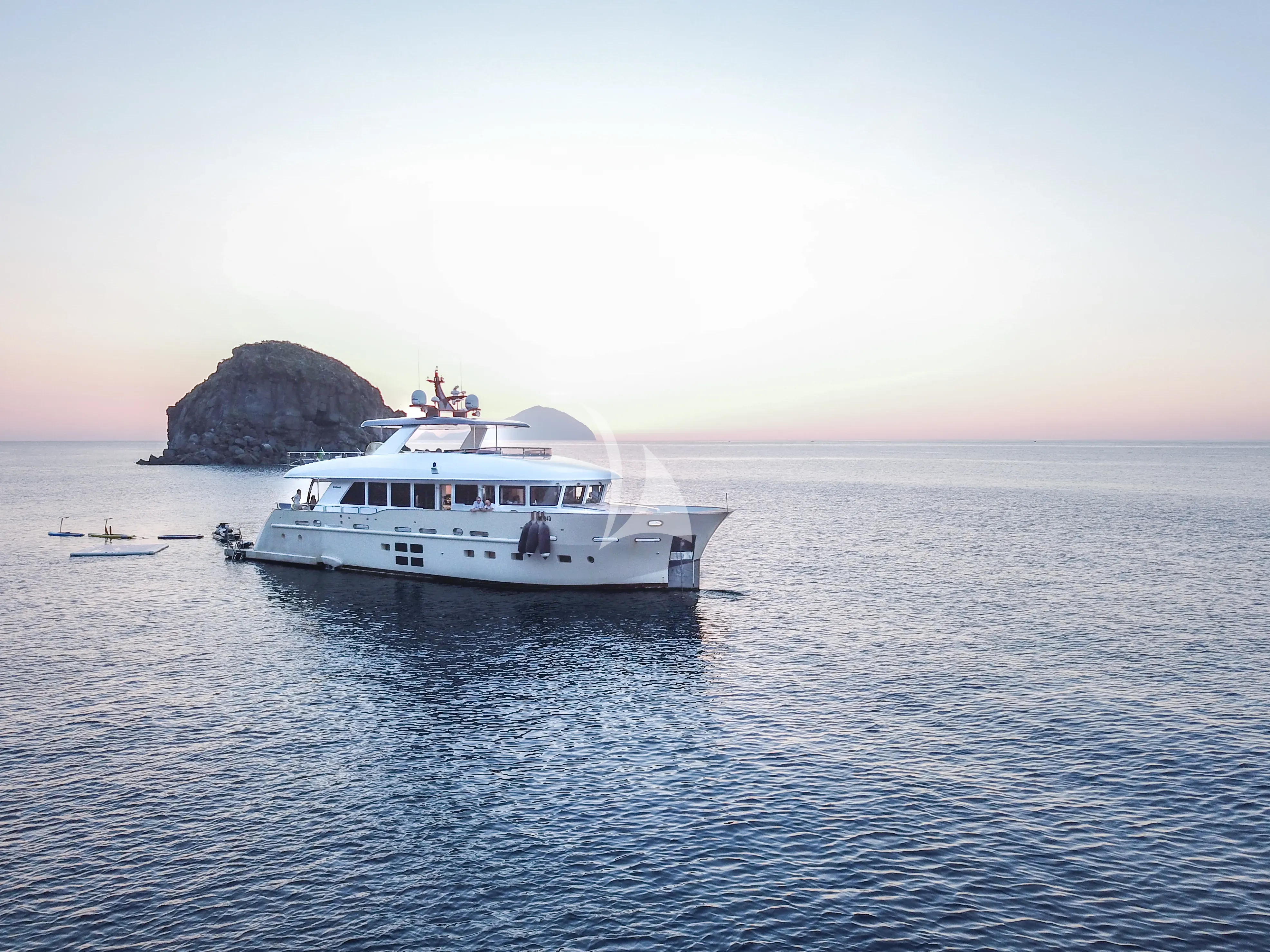 levante_yacht