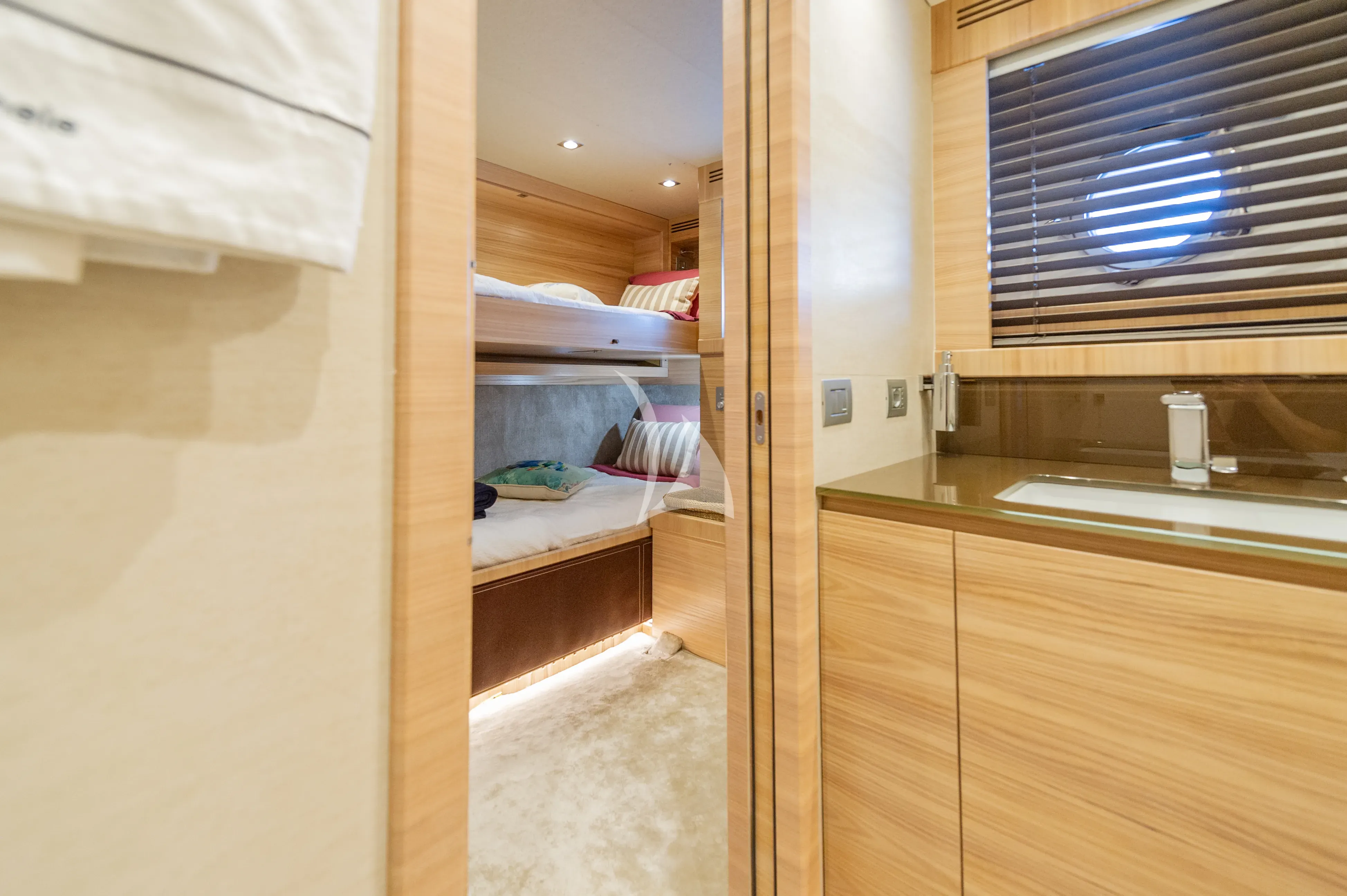 levante_yacht