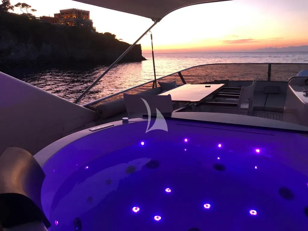 levante_yacht