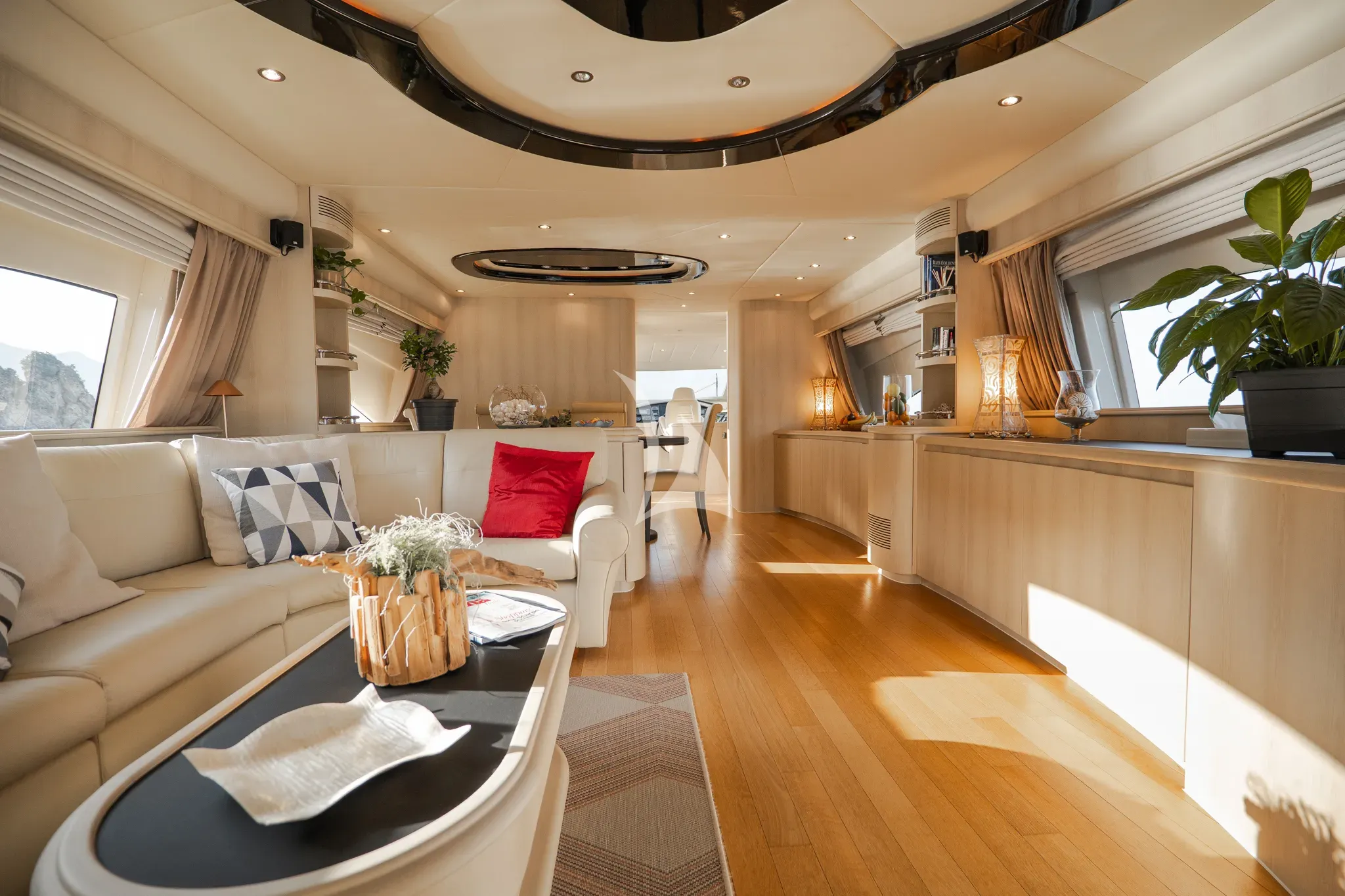 levante_yacht