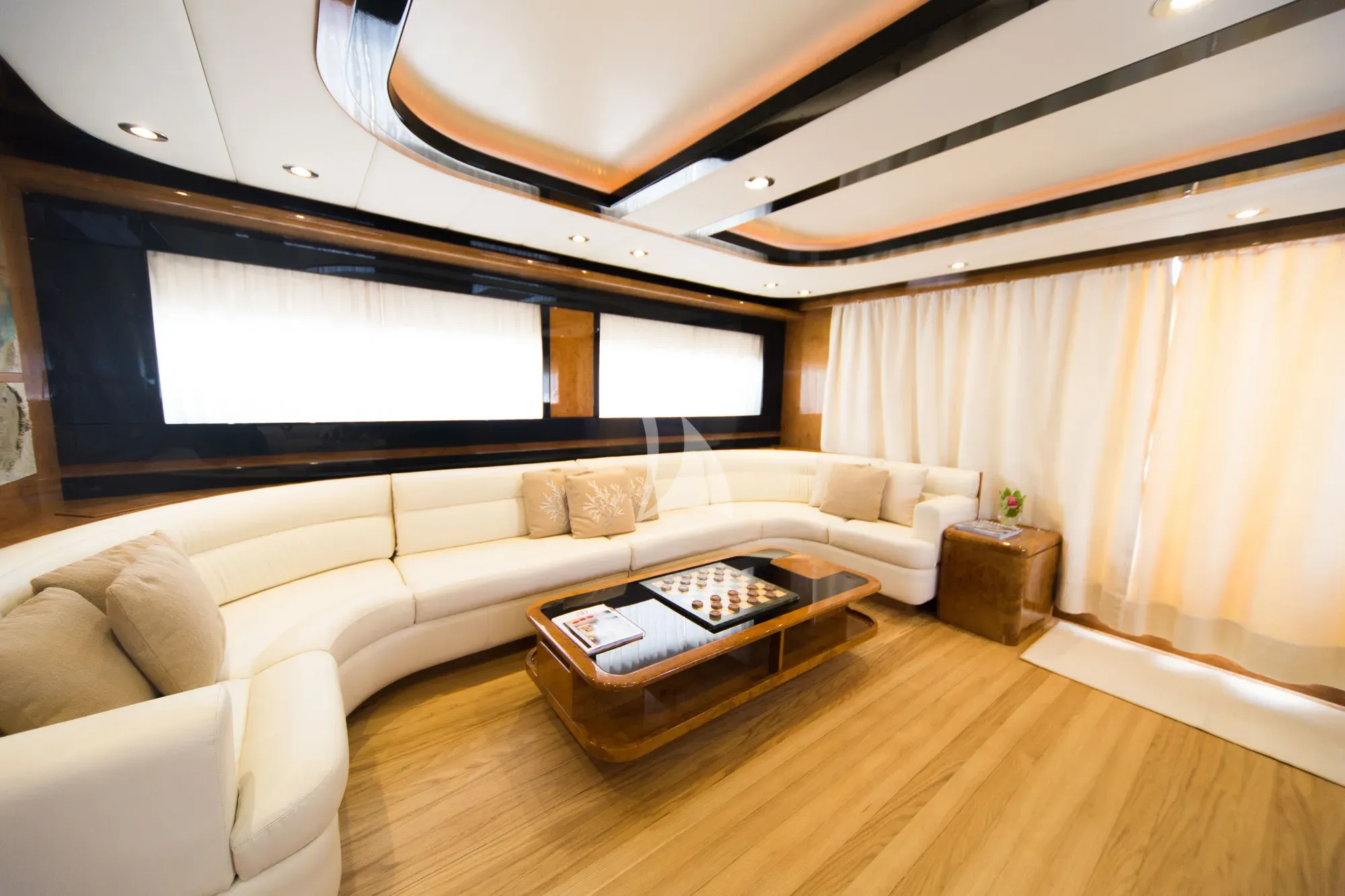 levante_yacht